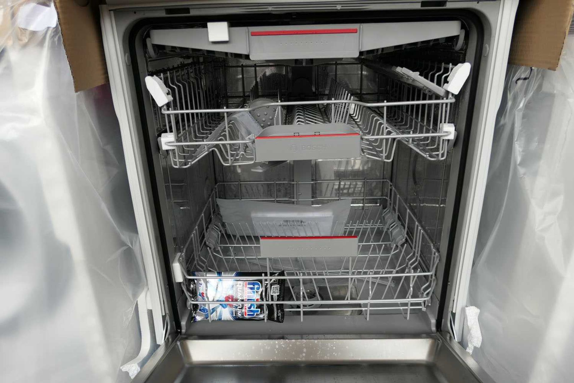 +VAT SGV4HVX38GB Bosch Dishwasher fully integrated - Image 2 of 2