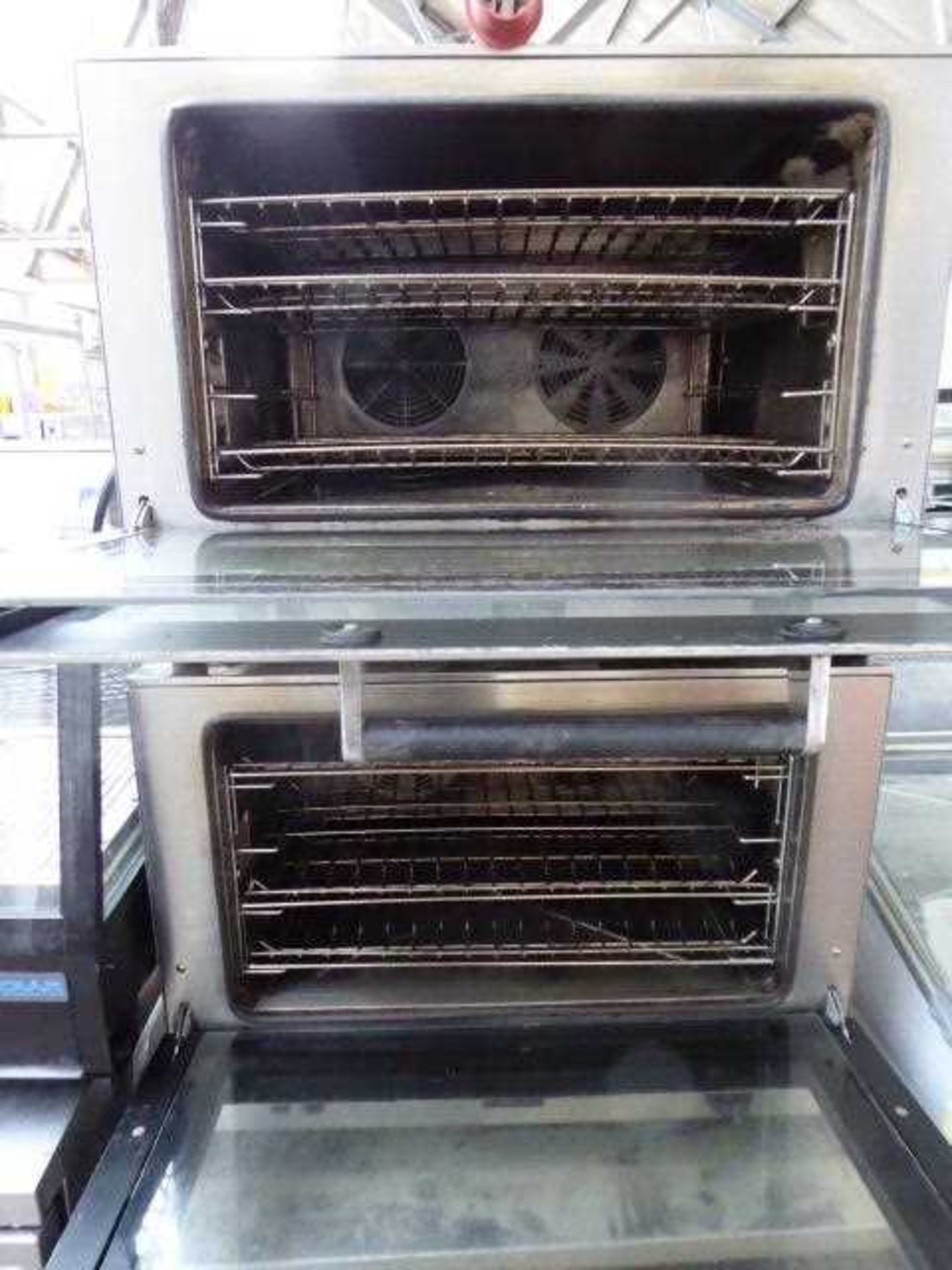 Stack of 2 78cm electric Smeg Alfa 144XE1 ovens on mobile stand - Image 3 of 3