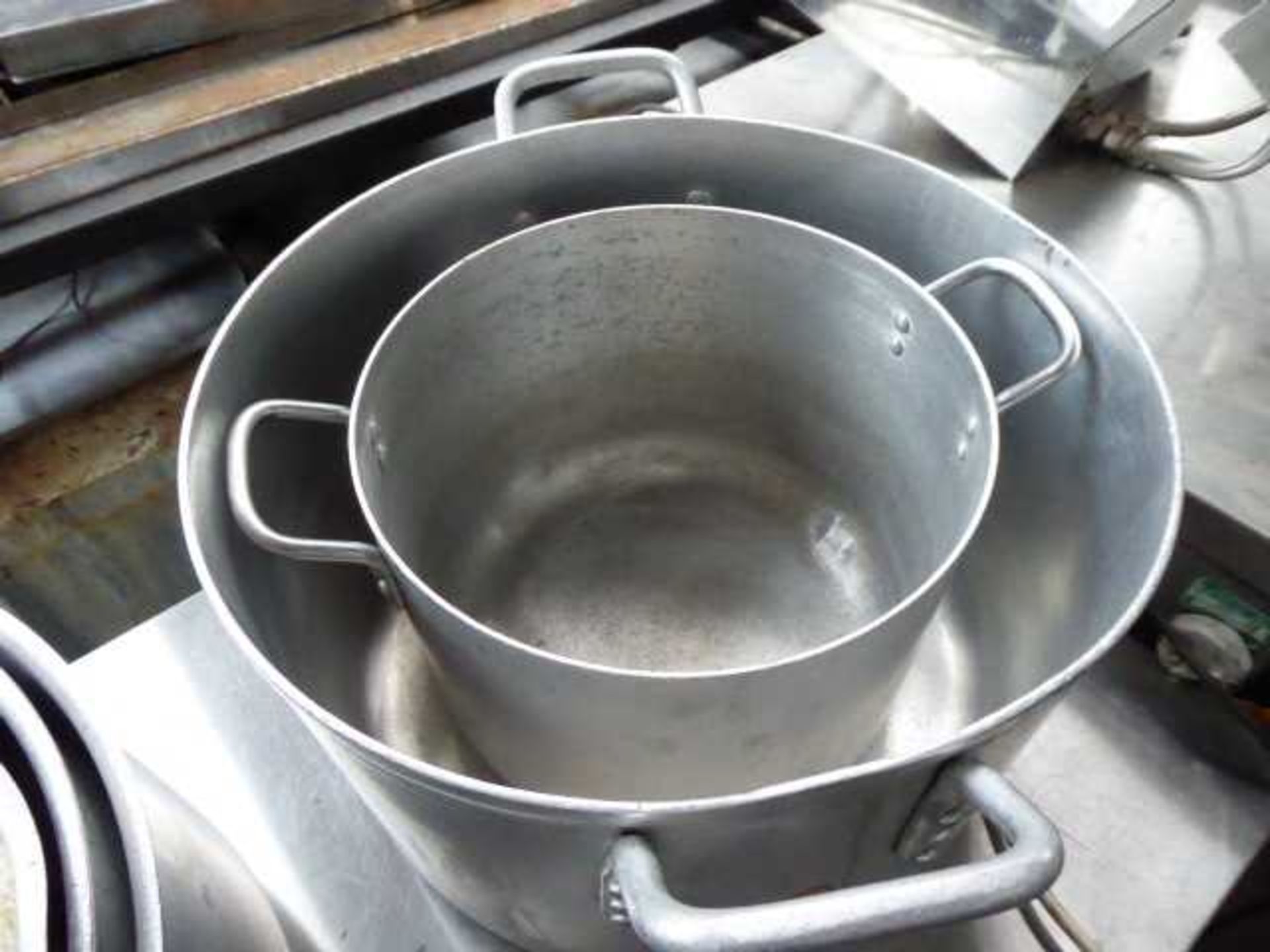 Large quantity of aluminium cooking pots, some with lids - Image 3 of 3