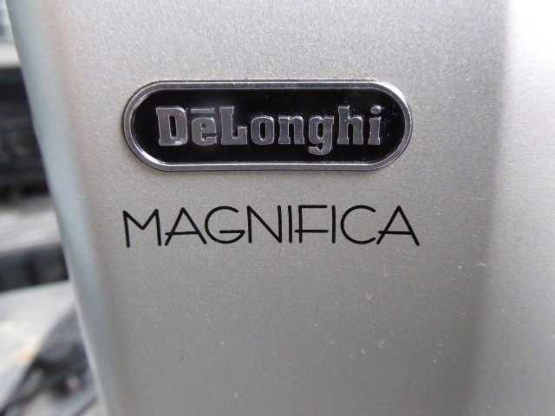 +VAT De'Longhi Magnifica coffee machine - Image 3 of 3