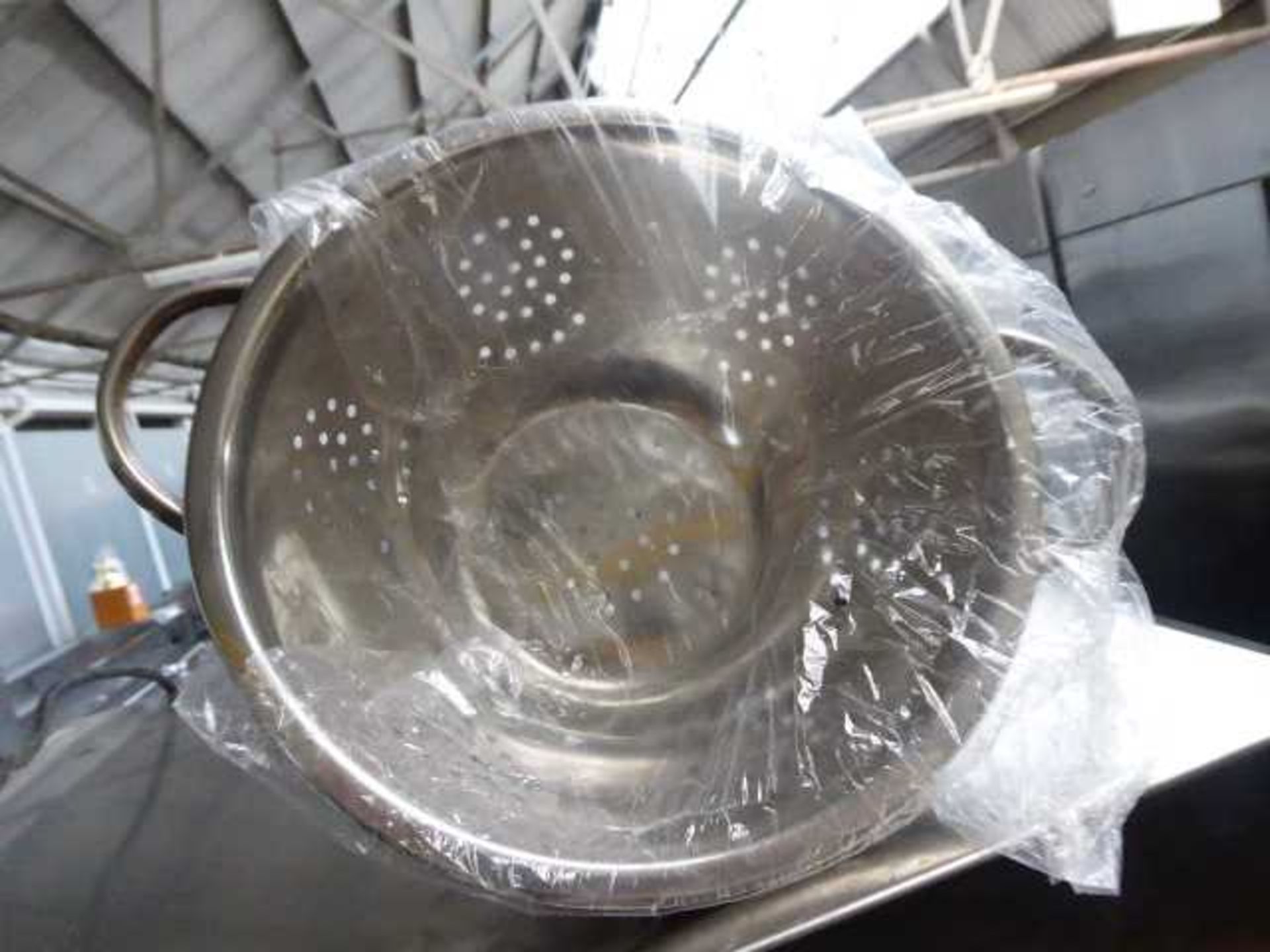 +VAT 3 small colanders - Image 2 of 2