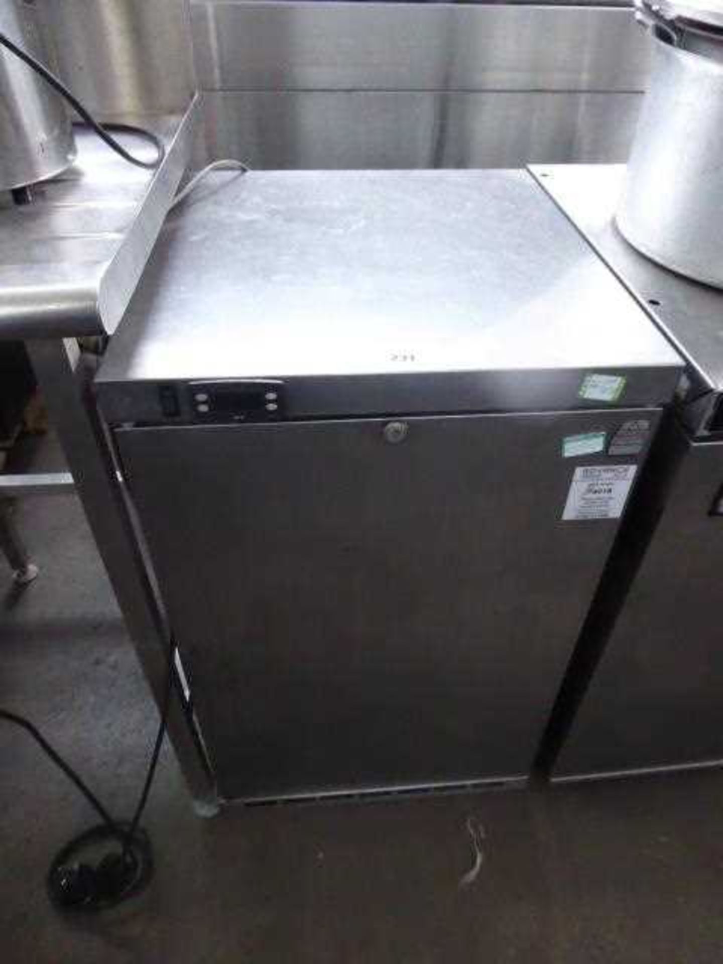 +VAT 50cm Osborne 30E under counter single door fridge (gas R600A)