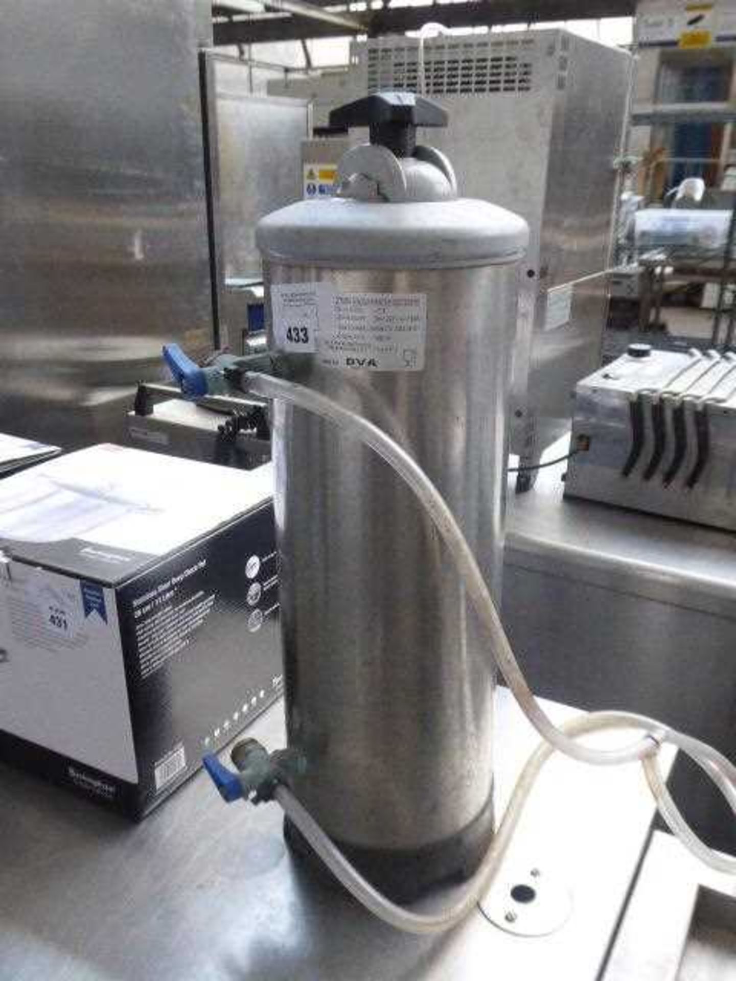 +VAT Water softener