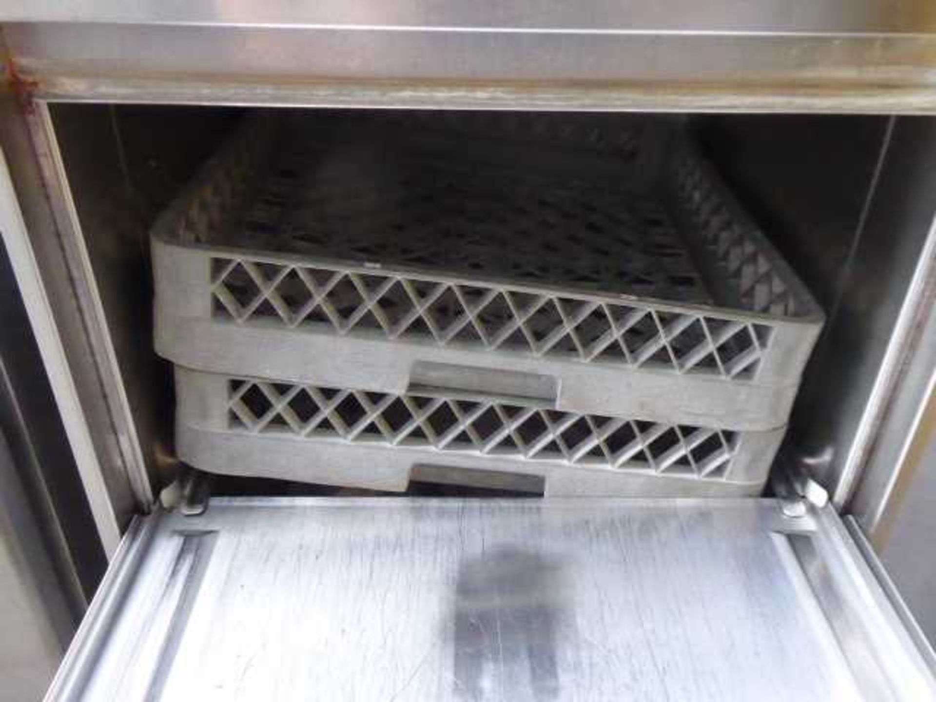 60cm Meiko Ecostar 530F under counter drop front dishwasher - Image 2 of 3