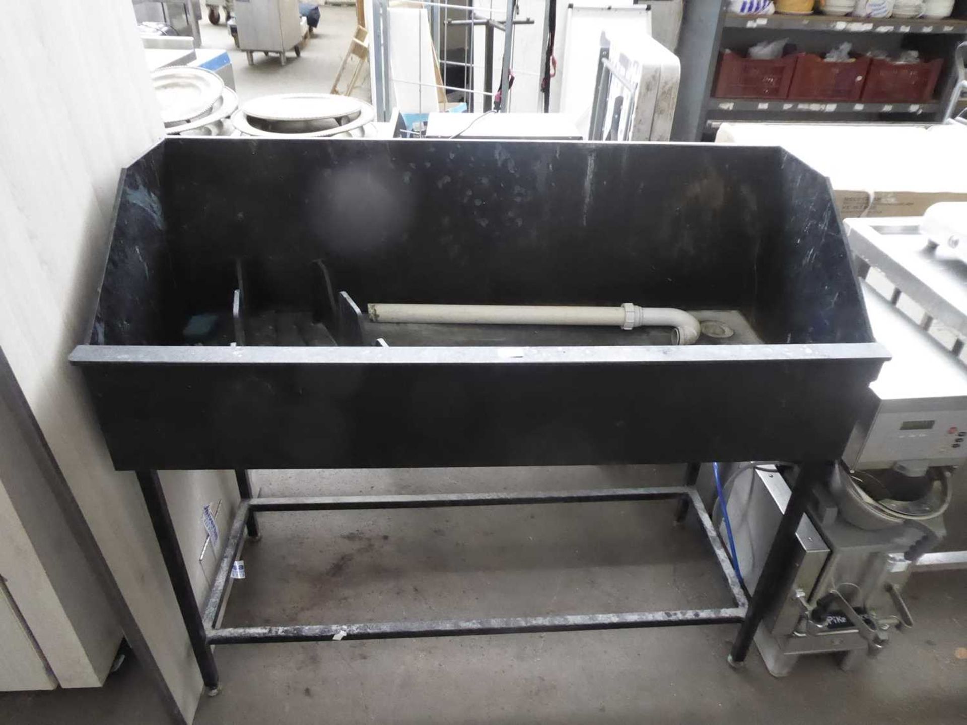 Heavy grade black plastic wash tank/sink unit