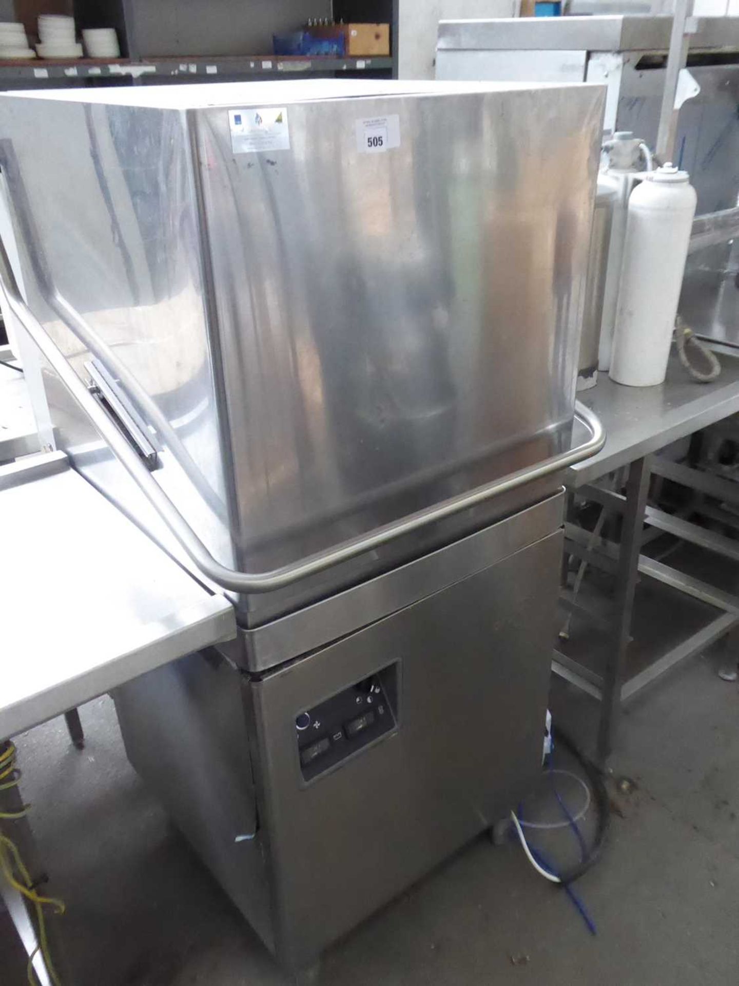 +VAT 67cm Proton W1400A lift top pass through dishwasher with tabling - Image 3 of 4