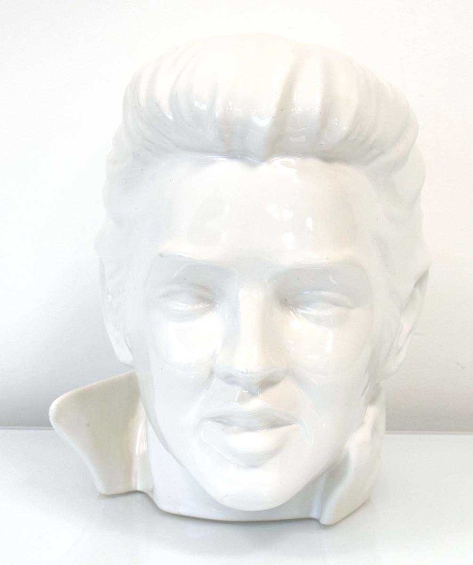 Morris Rushton for FleshPots (Flesh Pots), a plain 'Hollywood Greats' ceramic head modelled as Evlis