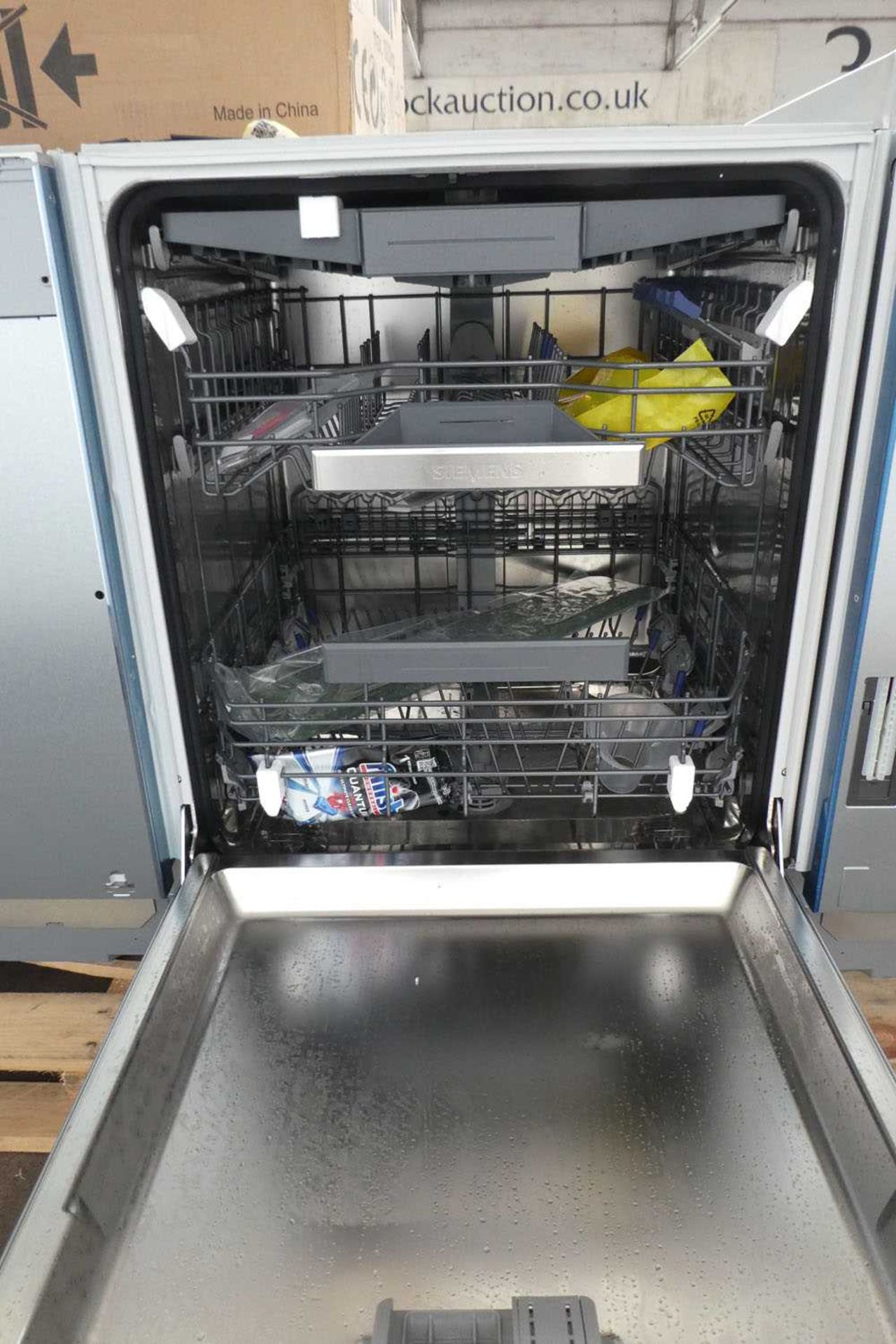 +VAT SN85EX69CGB Siemens Dishwasher fully integrated - Image 3 of 3