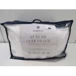 +VAT 2x Sanderson Luxury Deep Filled Pillows.