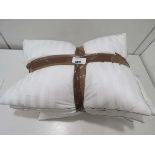 +VAT 4x Hotel Grand Pillows