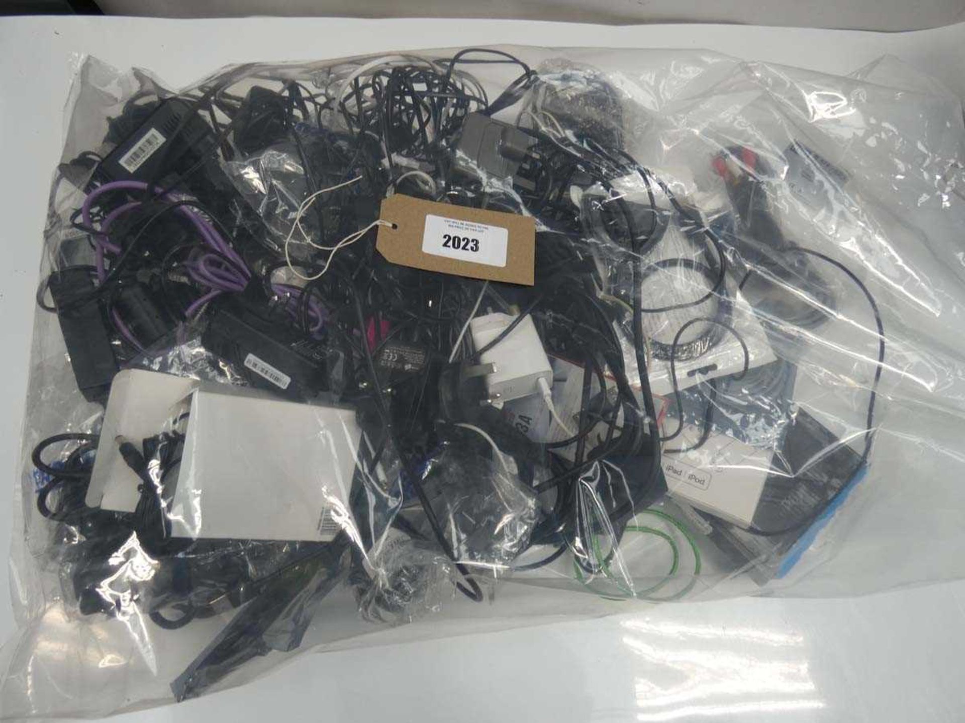 +VAT Bag containing cables, leads and PSUs