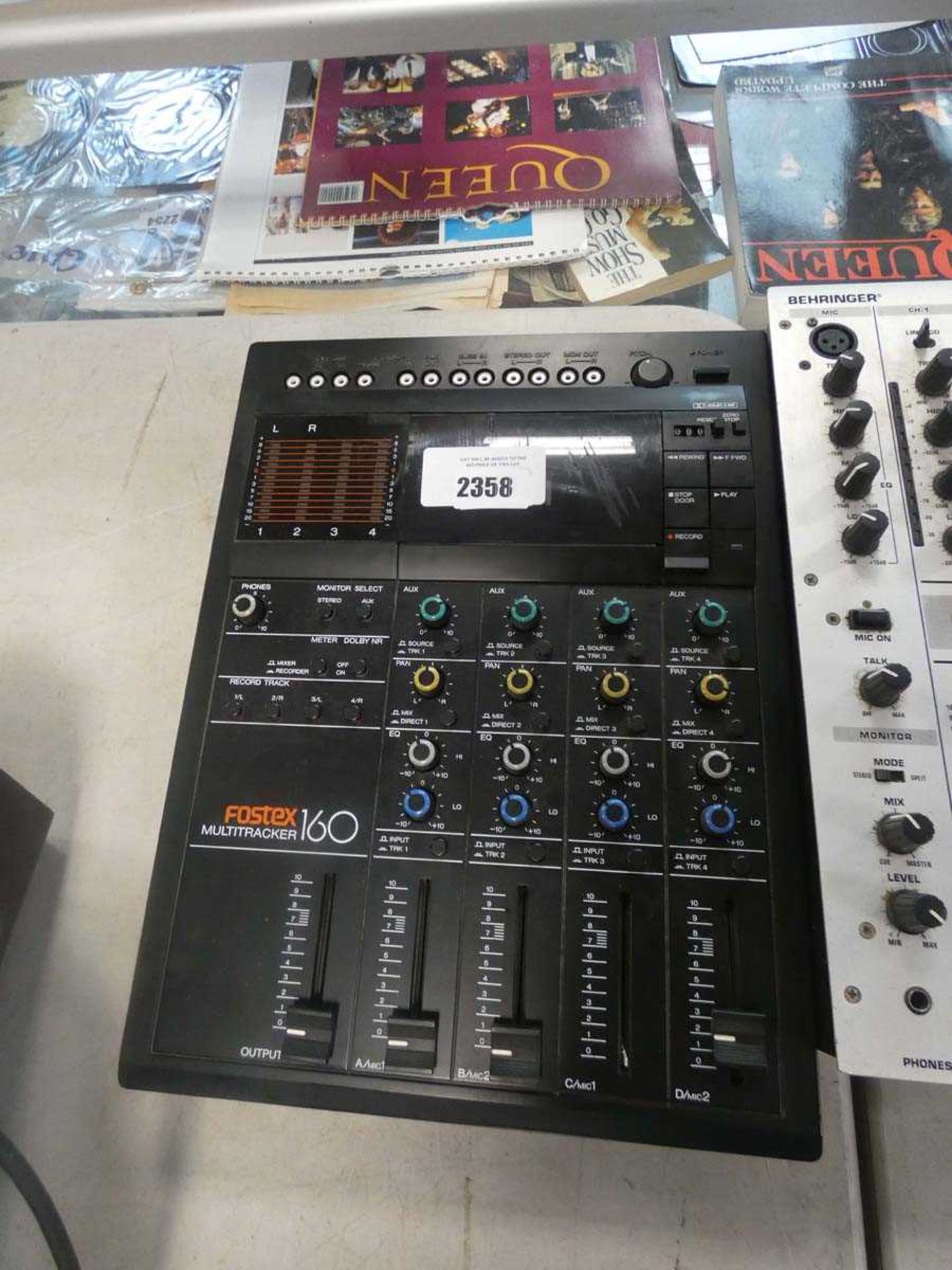 +VAT Fostex 160 multitracker mixer