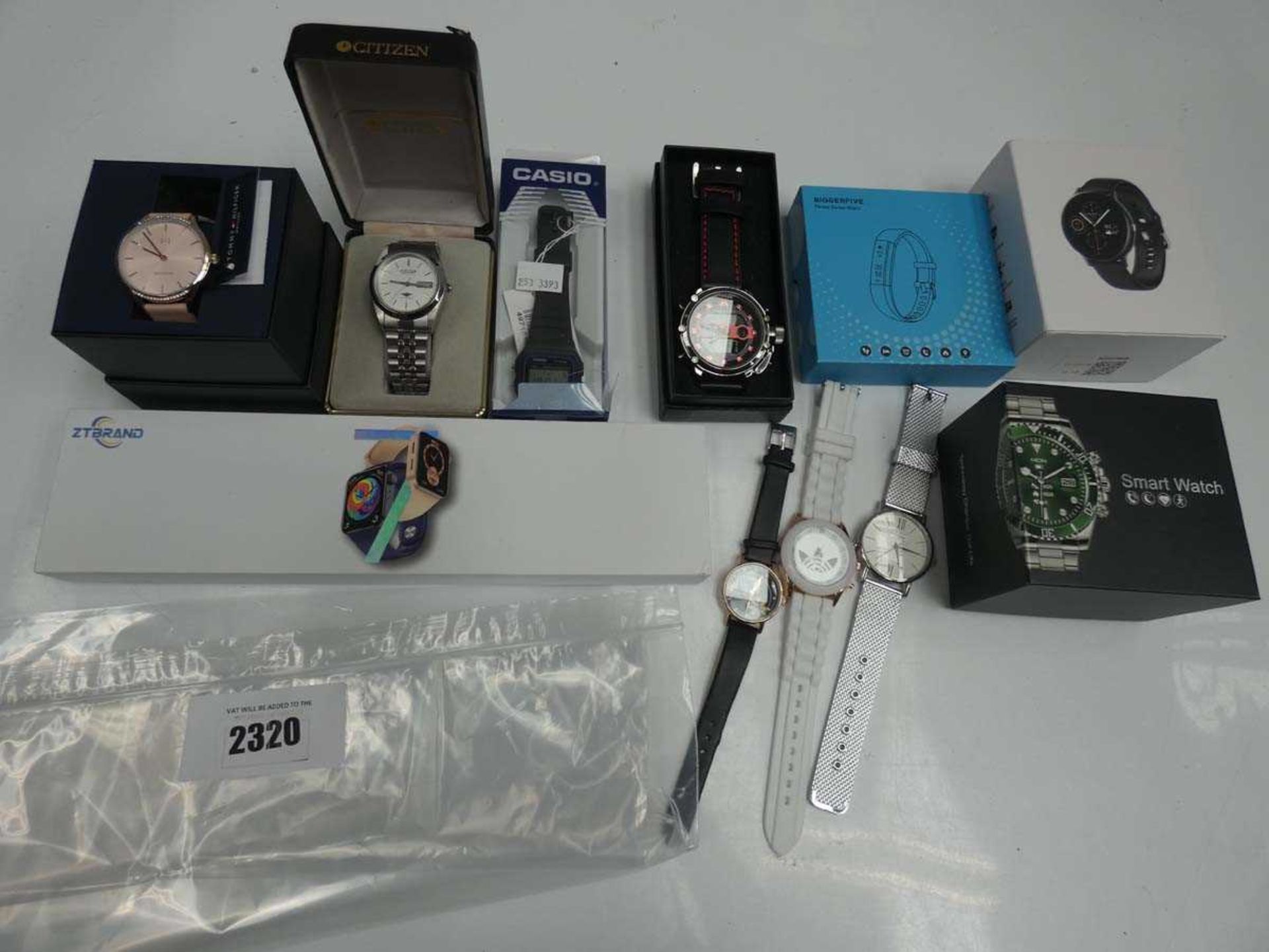 +VAT Various boxed and loose wristwatches and smartwatches