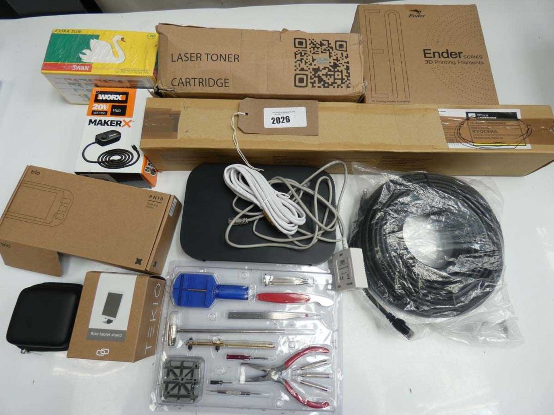 +VAT Bag containing cables, Swan filters, 3D printer filament, toner, adapter, etc