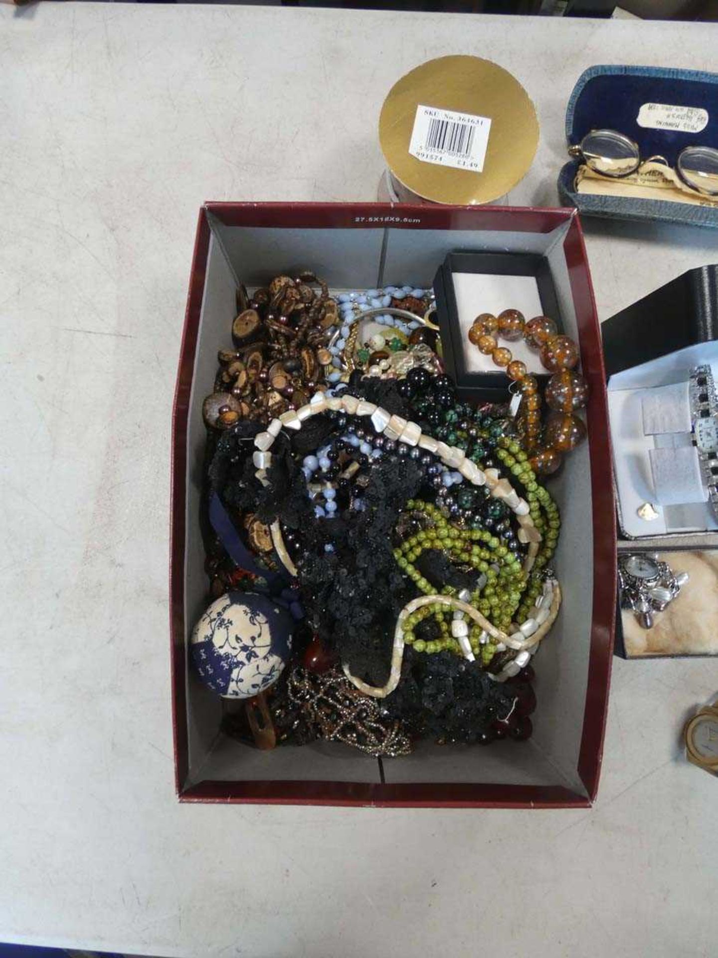 Box containing various necklaces, jewellery items and a Sibon 21 jewel Swiss made watch - Image 2 of 2