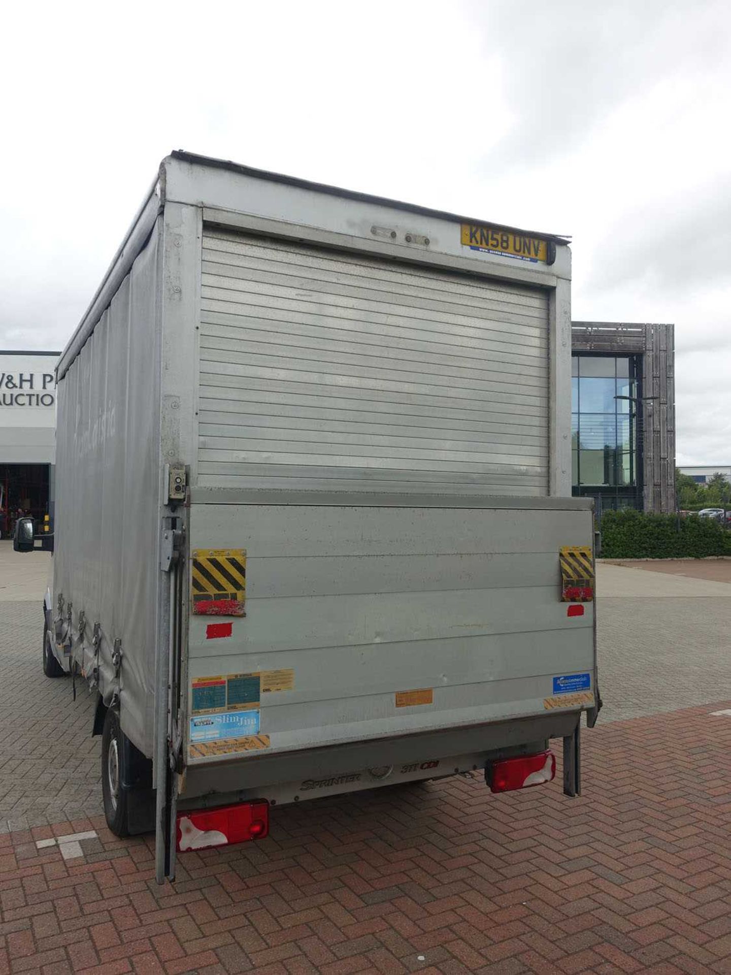 Mercedes Sprinter 311CDI LWB Curtain Side Van - Image 4 of 7