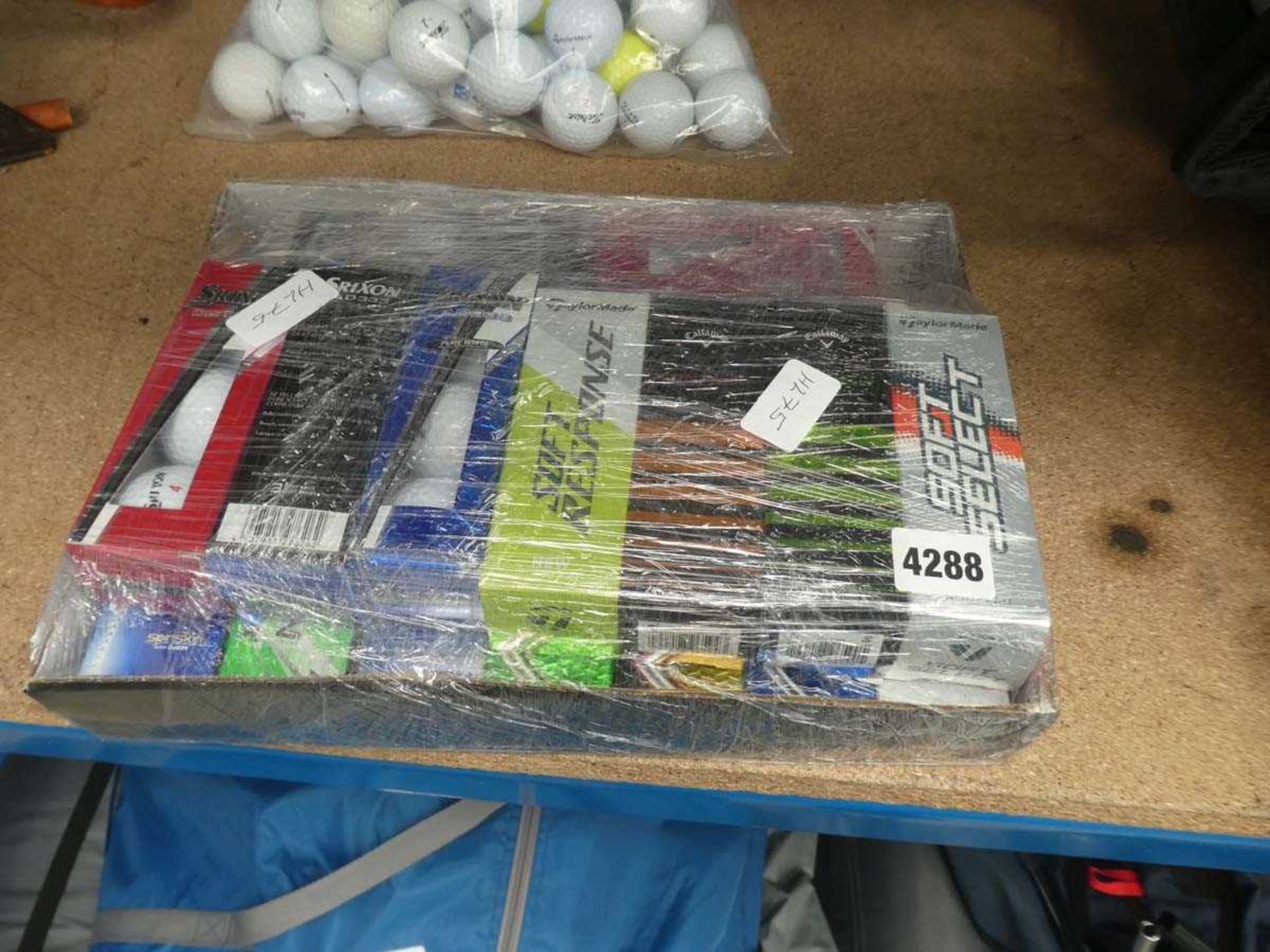 Quantity of boxed golf balls