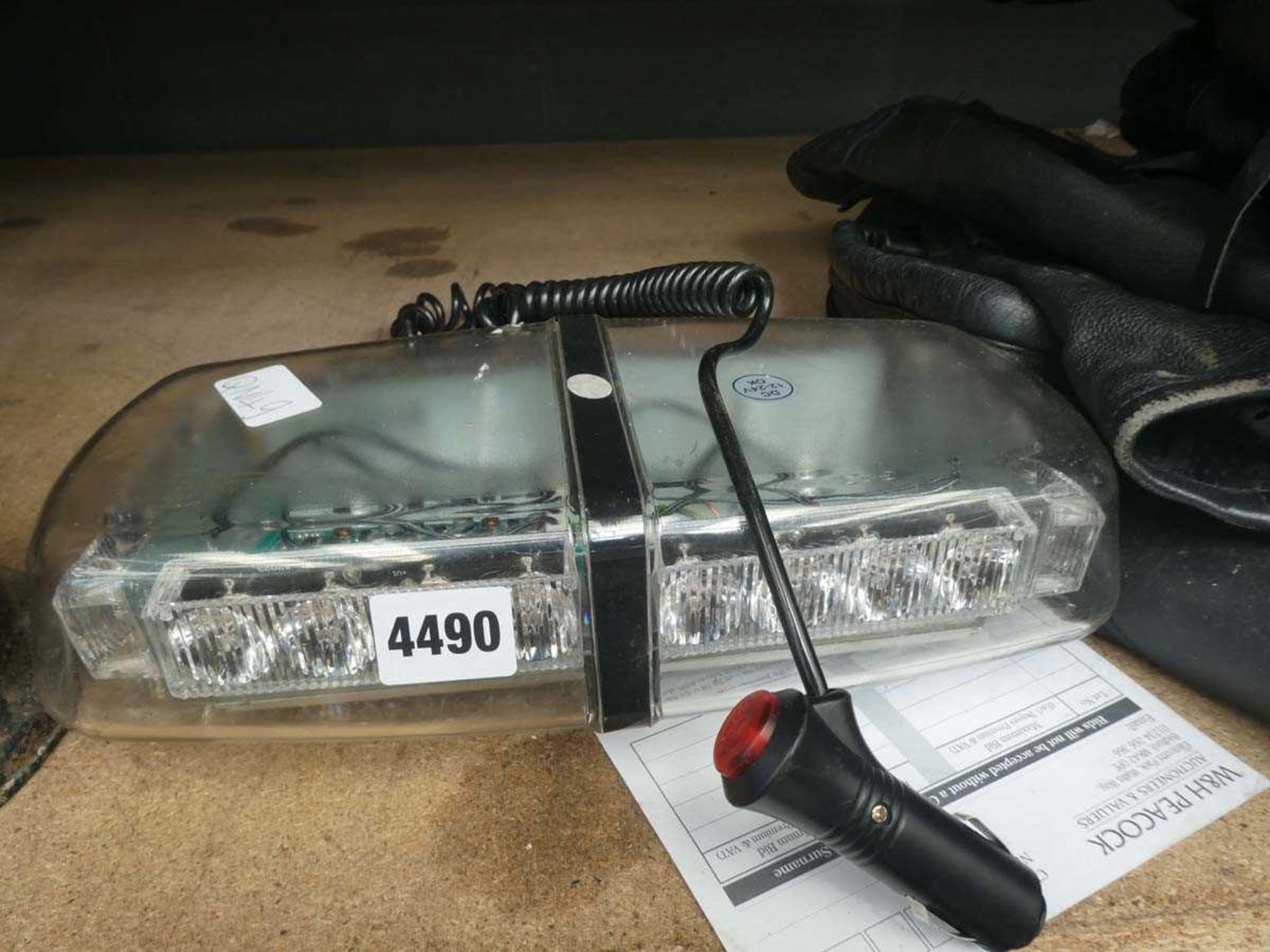 Vehicle 12v emergency light