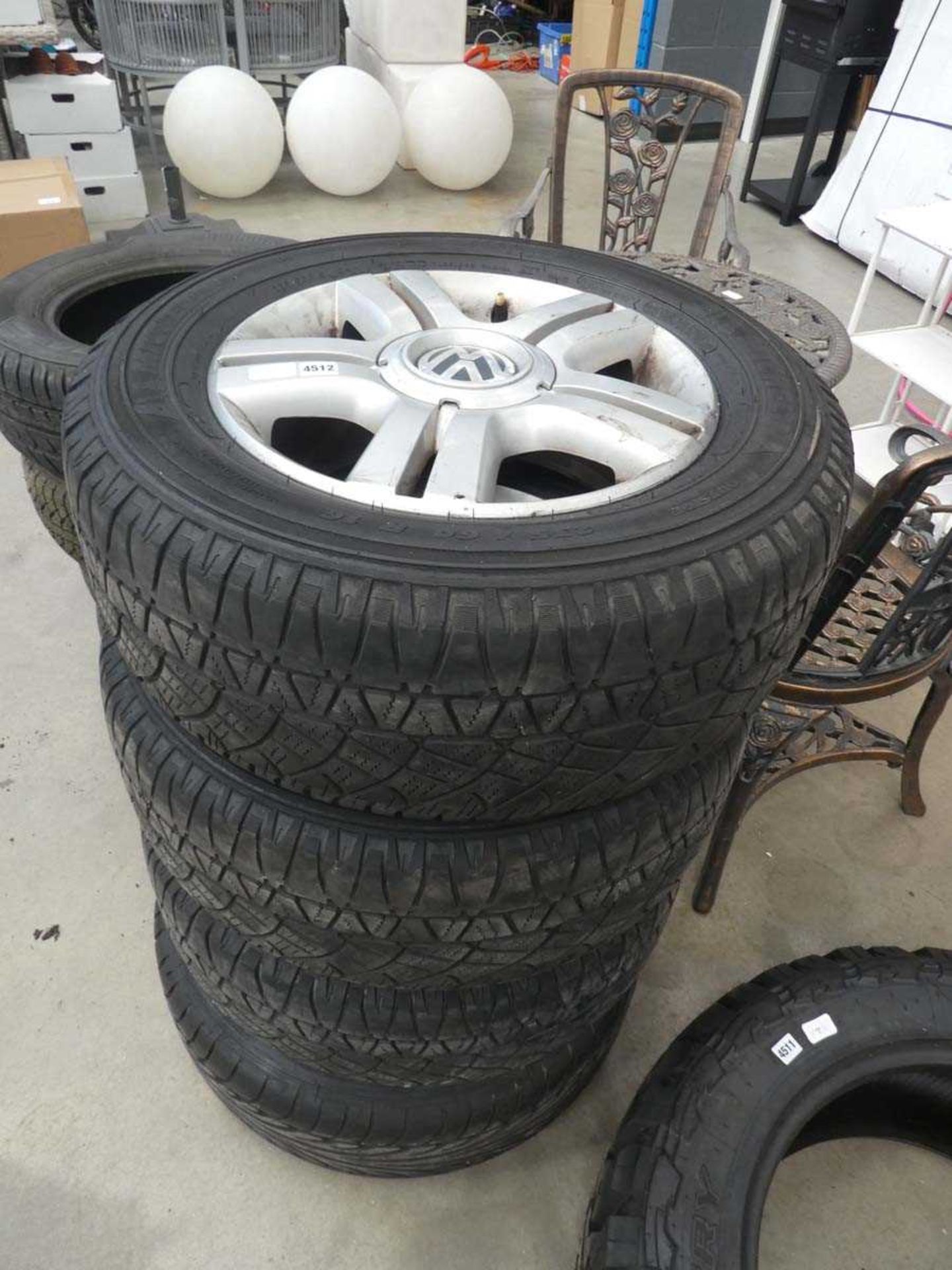 Stack of 4 VW alloys with Michelin tyres