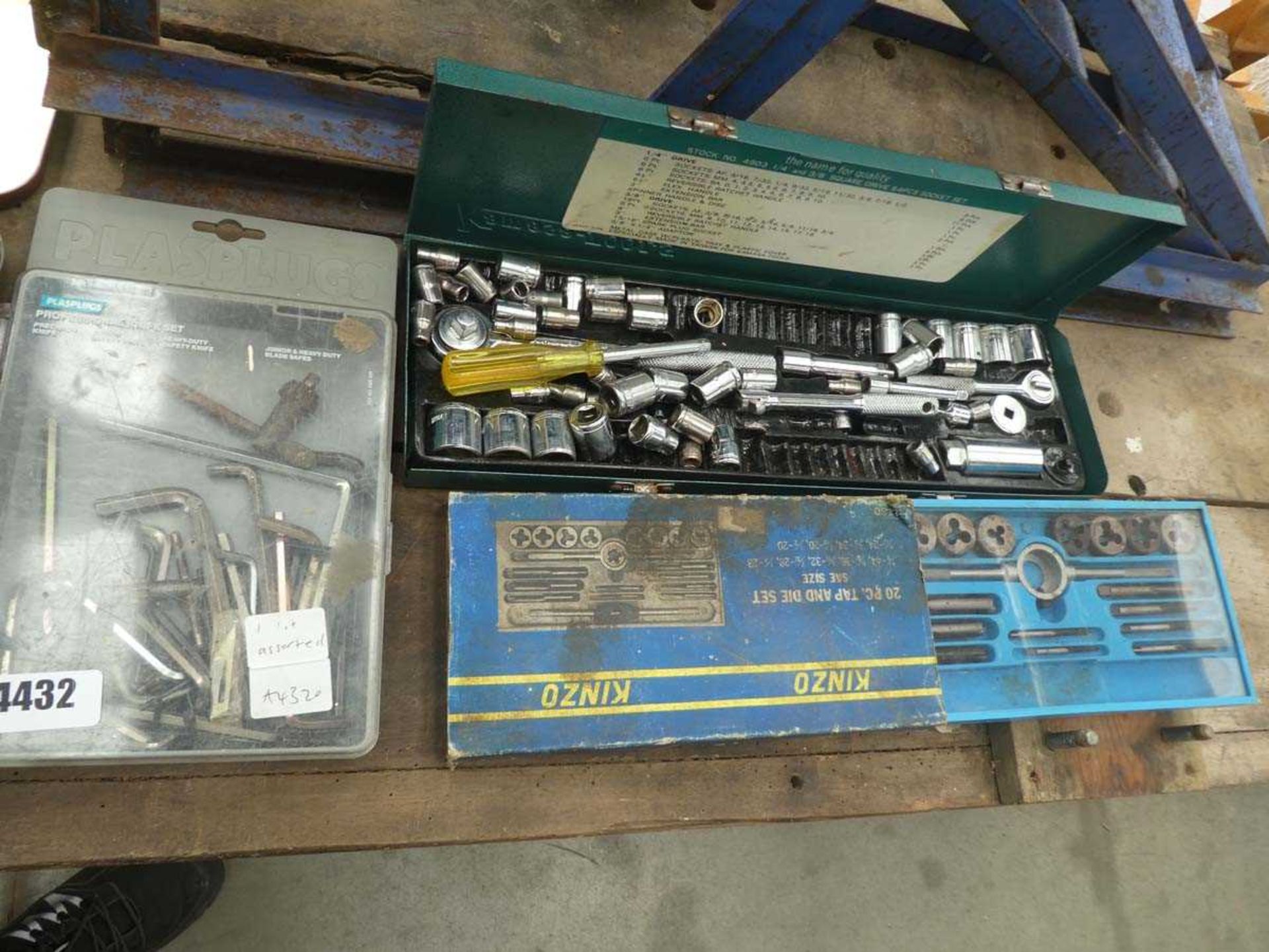 Quantity of various tools including a Stanley woodworking plane, drill bits, sockets, hex keys, etc - Image 4 of 4