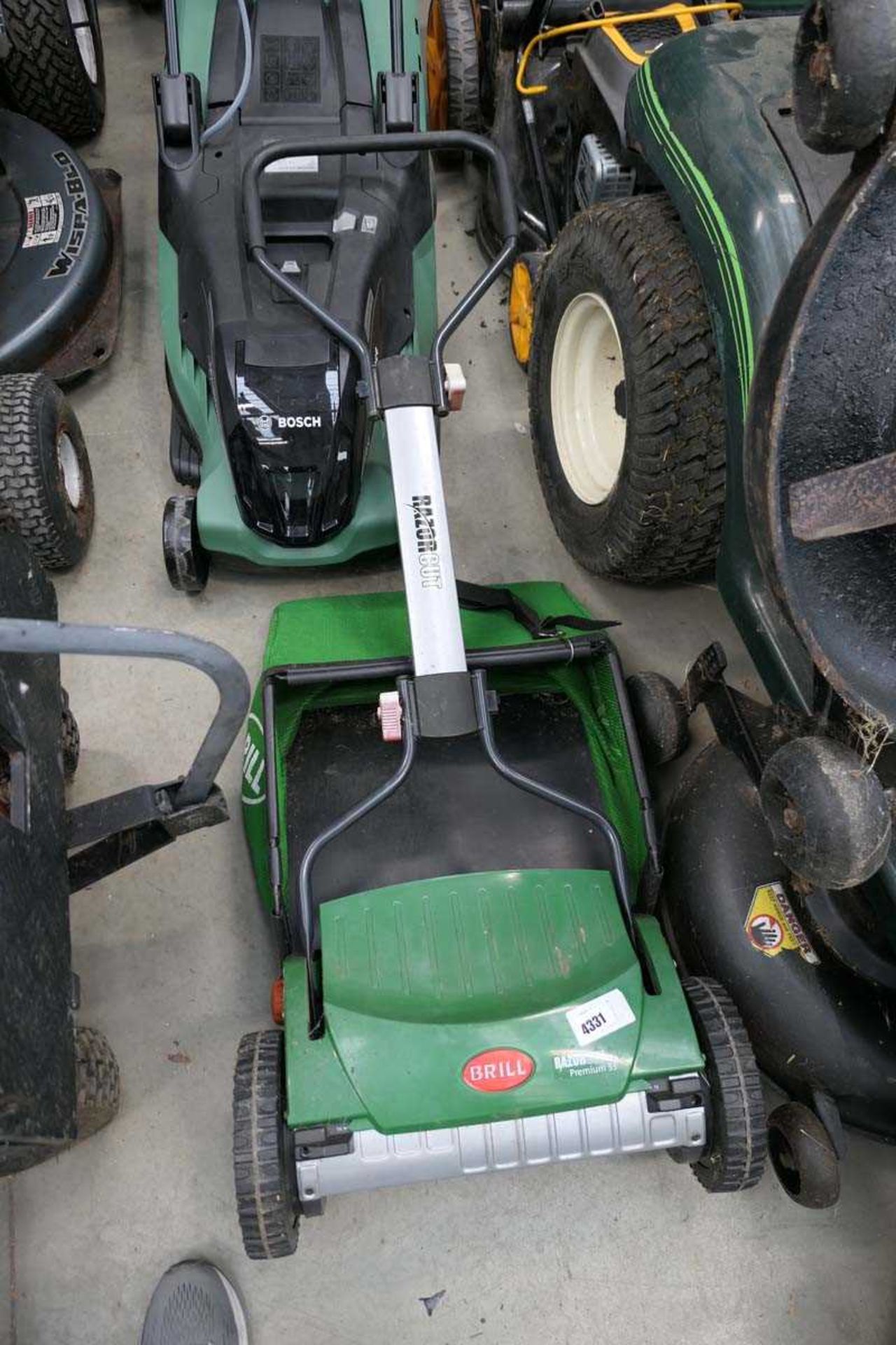 +VAT Brill push mower with grass box