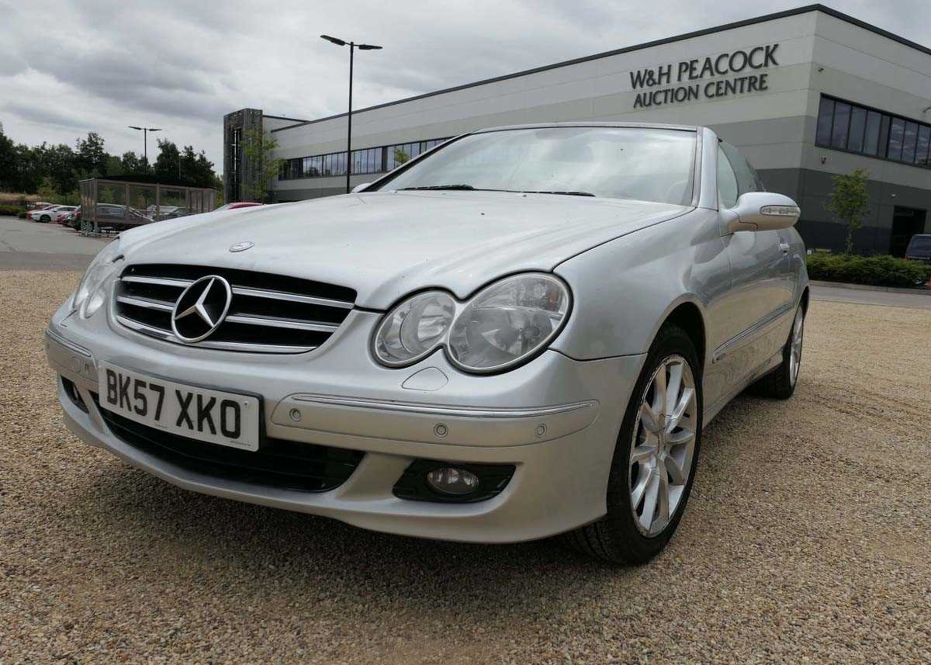 BK57 XKO (2007) Mercedes 350 CLK two door convertible in silver, 3.5L petrol automatic, mileage - Image 2 of 14