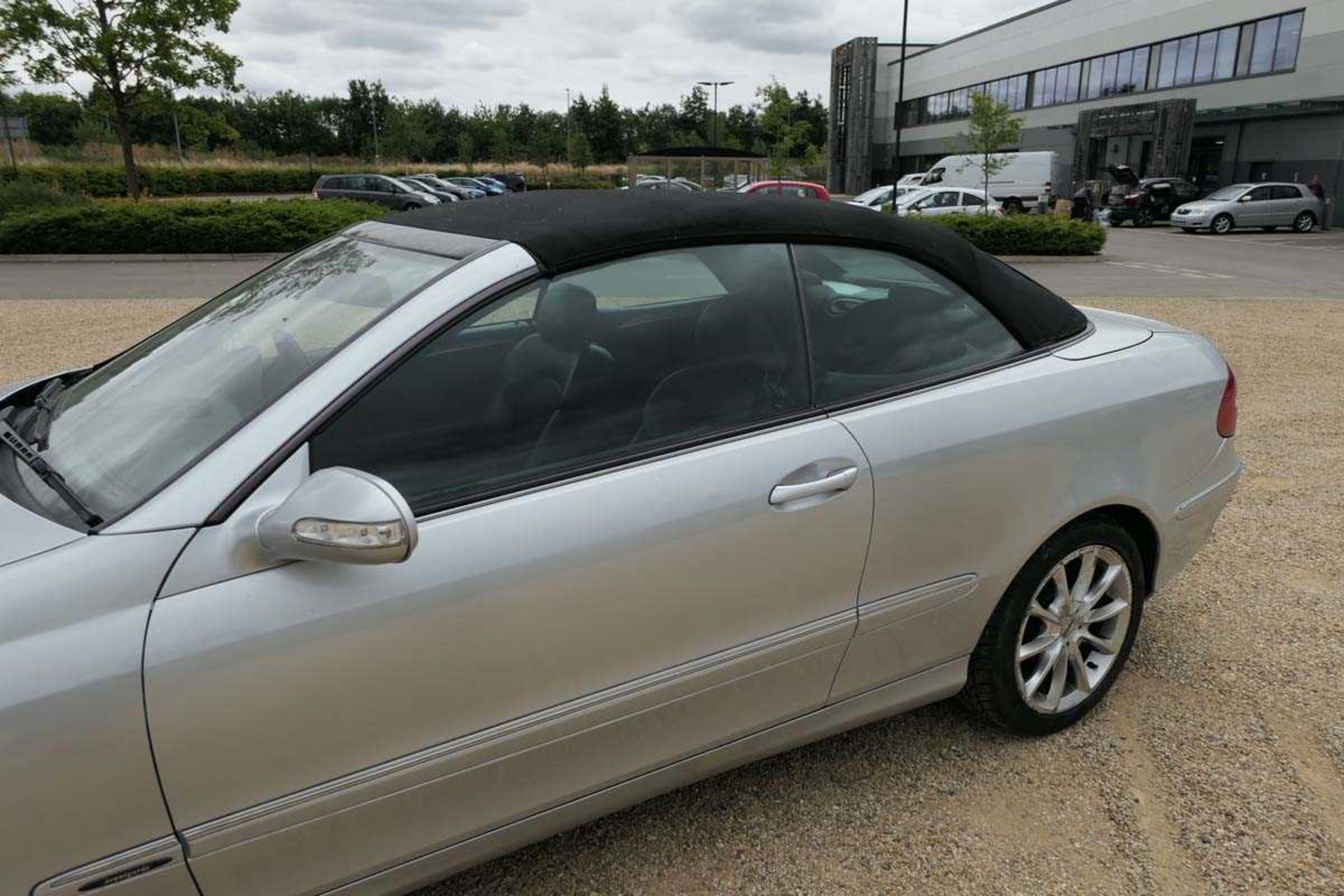 BK57 XKO (2007) Mercedes 350 CLK two door convertible in silver, 3.5L petrol automatic, mileage - Image 12 of 14