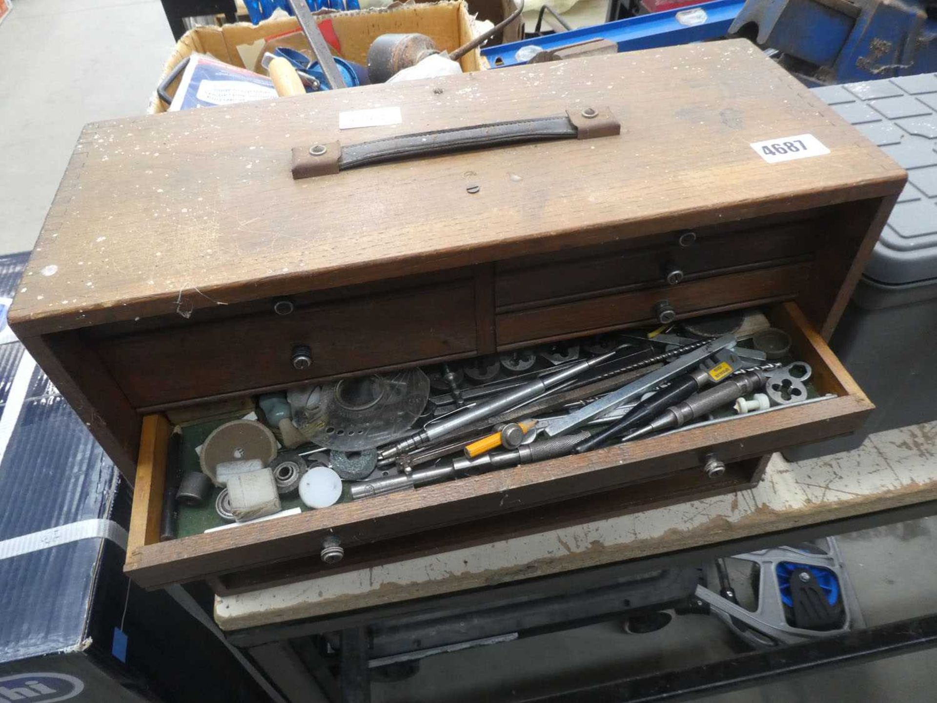 Wooden toolbox and plastic toolbox containing various engineering tools - Image 2 of 4