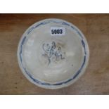 An 18th century blue and white Delftware dish of circular form, d. 17 cmChip and crack
