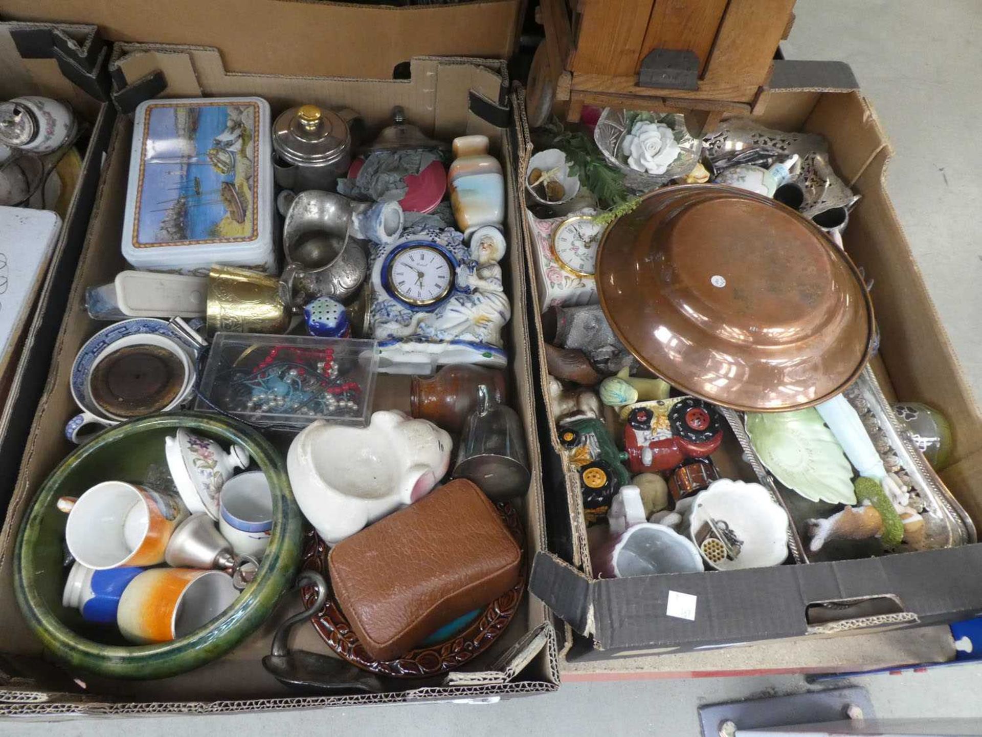 4 boxes containing blue and white and Lladro figures, cruet set, ornaments, collectors plates and - Image 2 of 3