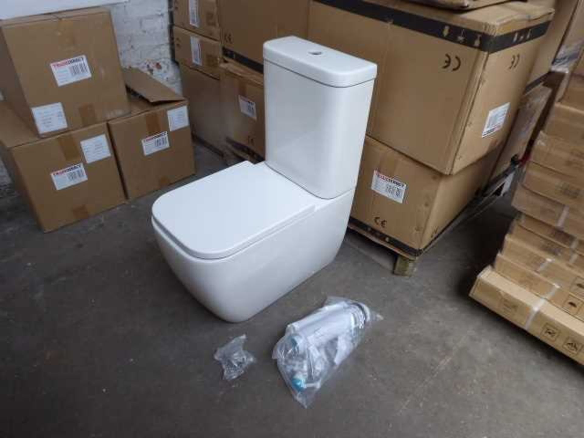 +VAT 16x Pac close coupled toilet bowls with fixings, close coupled cistern and flush, slim toilet