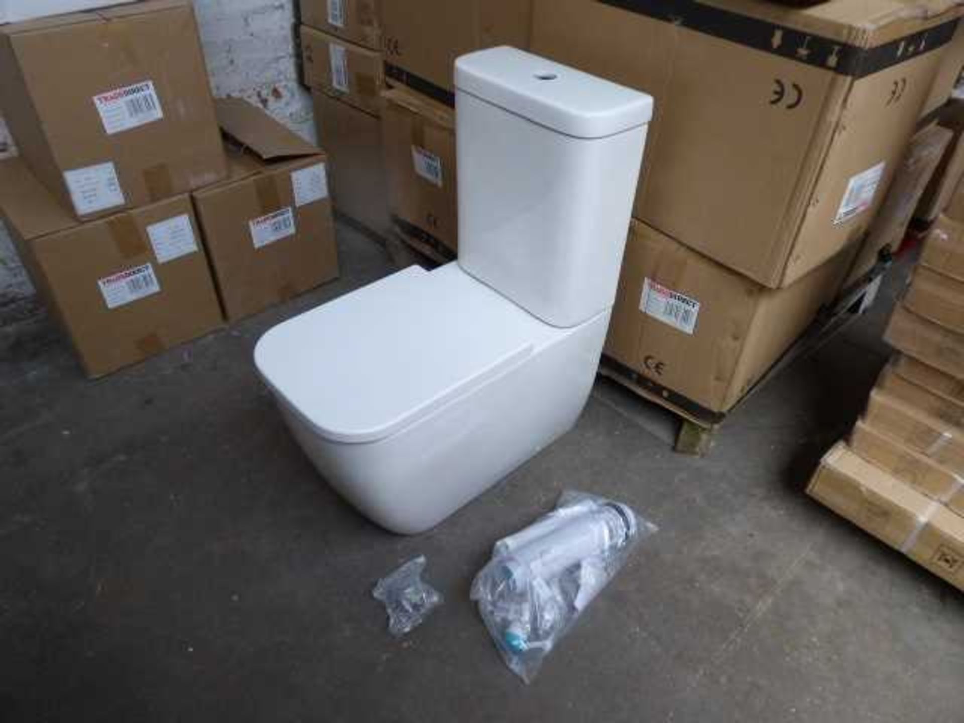 +VAT 12x Pac close coupled toilet bowls with fixings, close coupled cistern and flush, slim toilet