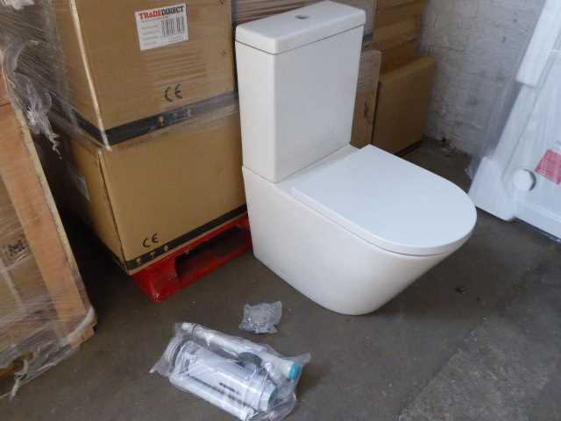 +VAT 14x MED toilet bowls with closed backs, matching close coupled cistern with dual flush fittings