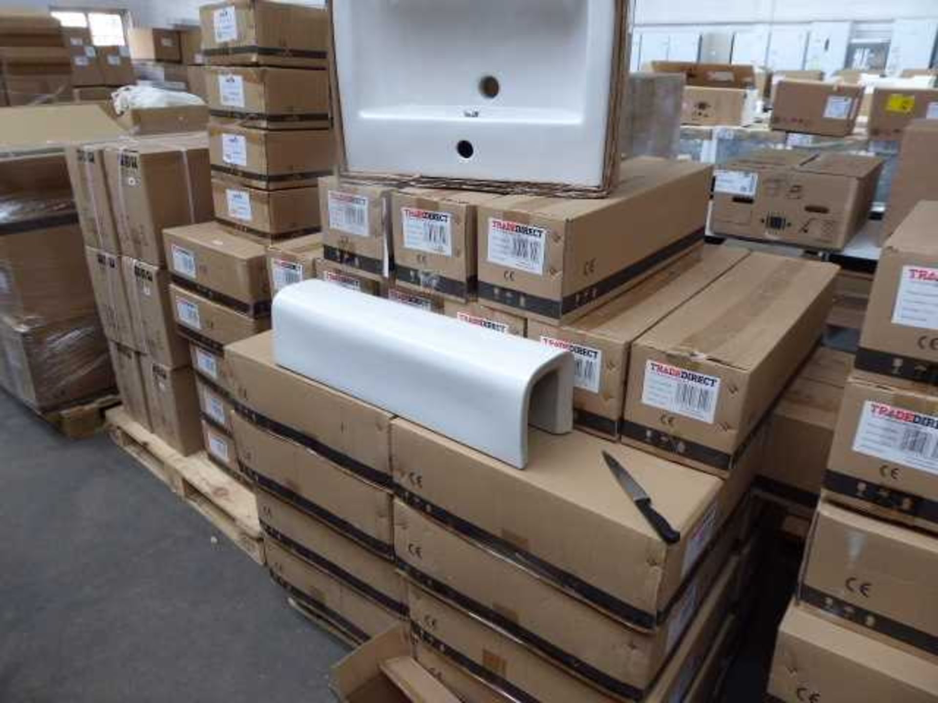 +VAT 14x PAC hand basins with single tap hole, 560mm, with matching full height pedestals - Image 2 of 2