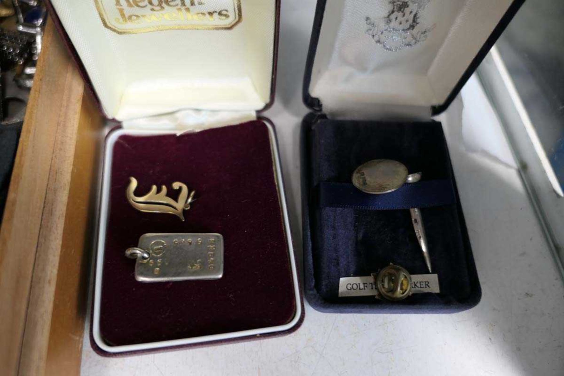 Box containing various collectable cufflinks and other items including a small ingot marked 999 - Image 3 of 3