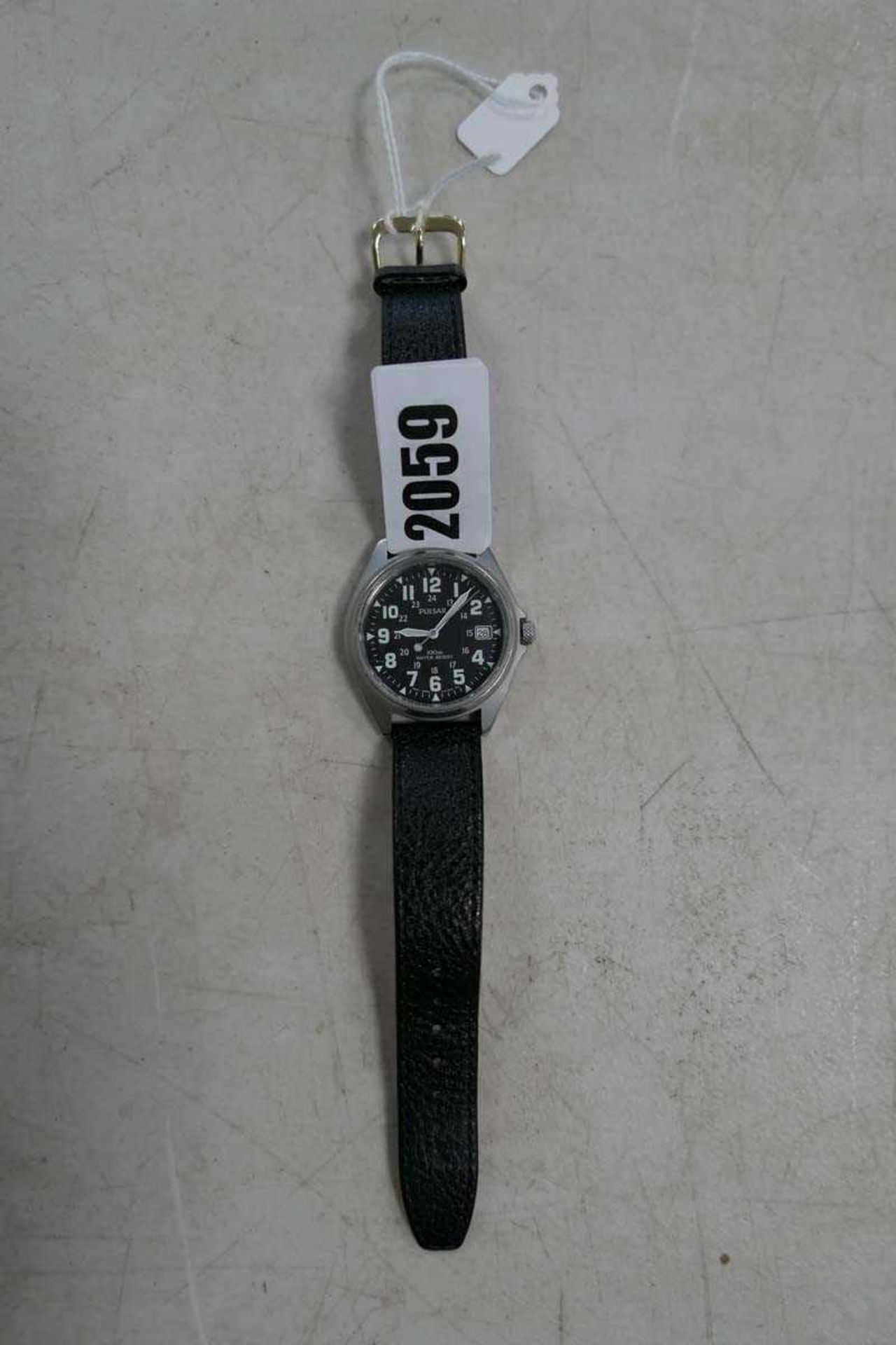 Gents Pulsar stainless steel quartz strap watch with black dial and luminous hands