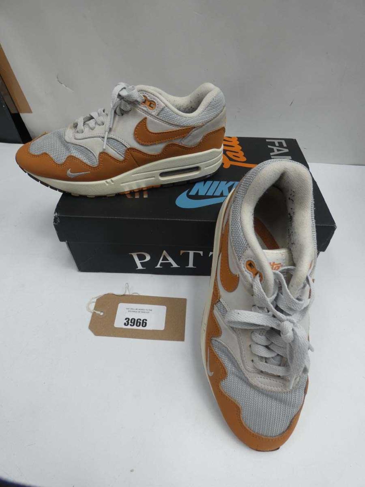 +VAT 1 x pair of Nike Air Max 1 Patta trainers, size UK 6 (signs of wear) (boxed)