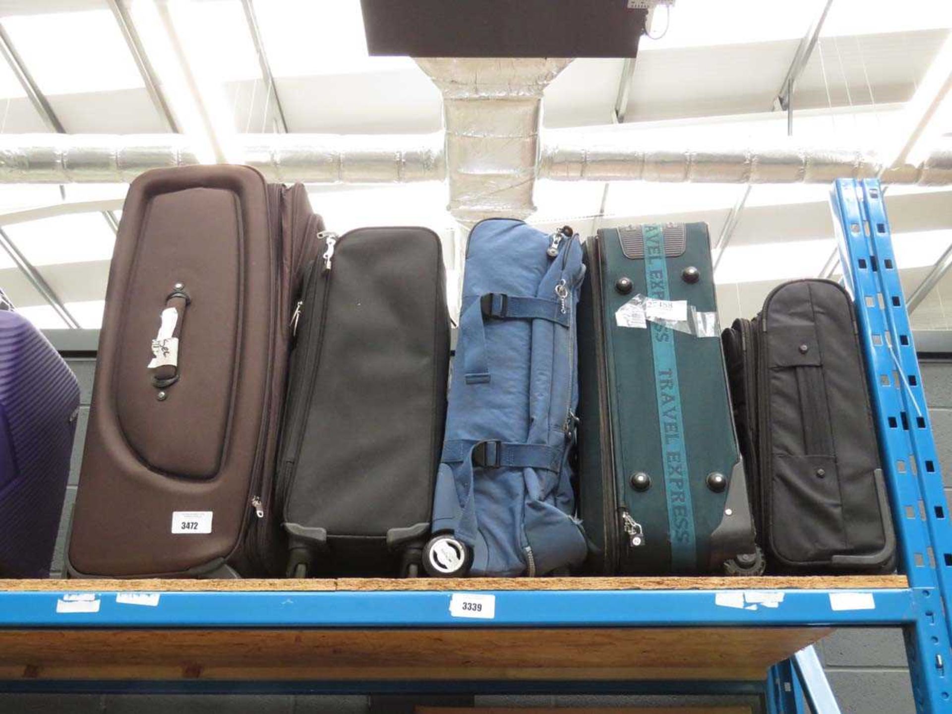 +VAT 5 assorted suitcases