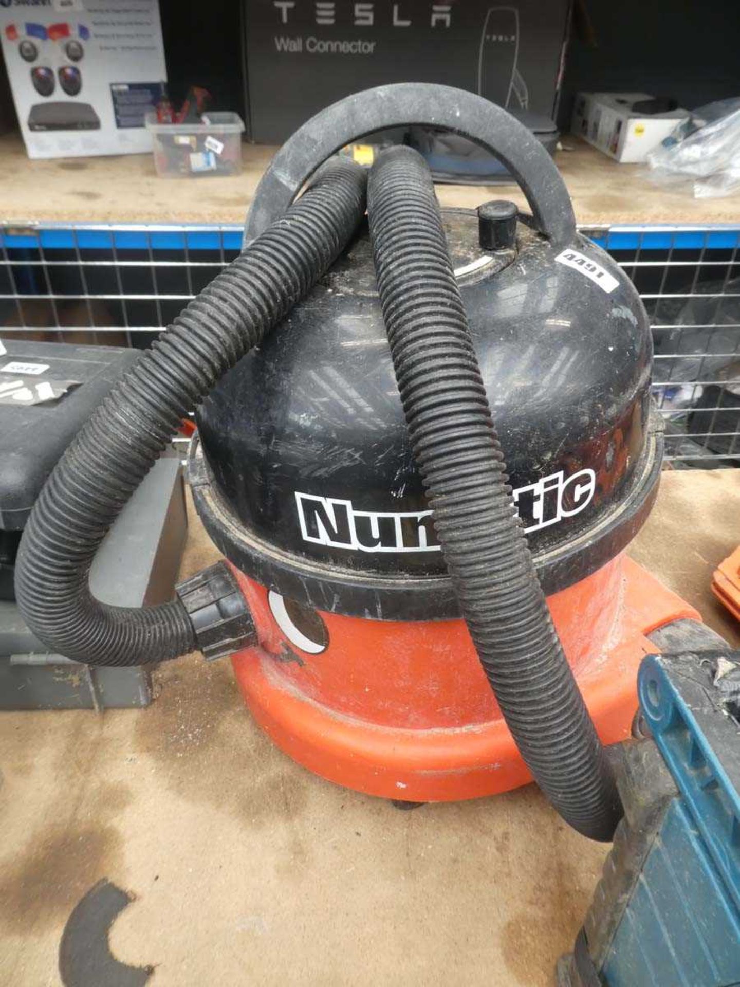 Henry 110v vacuum cleaner