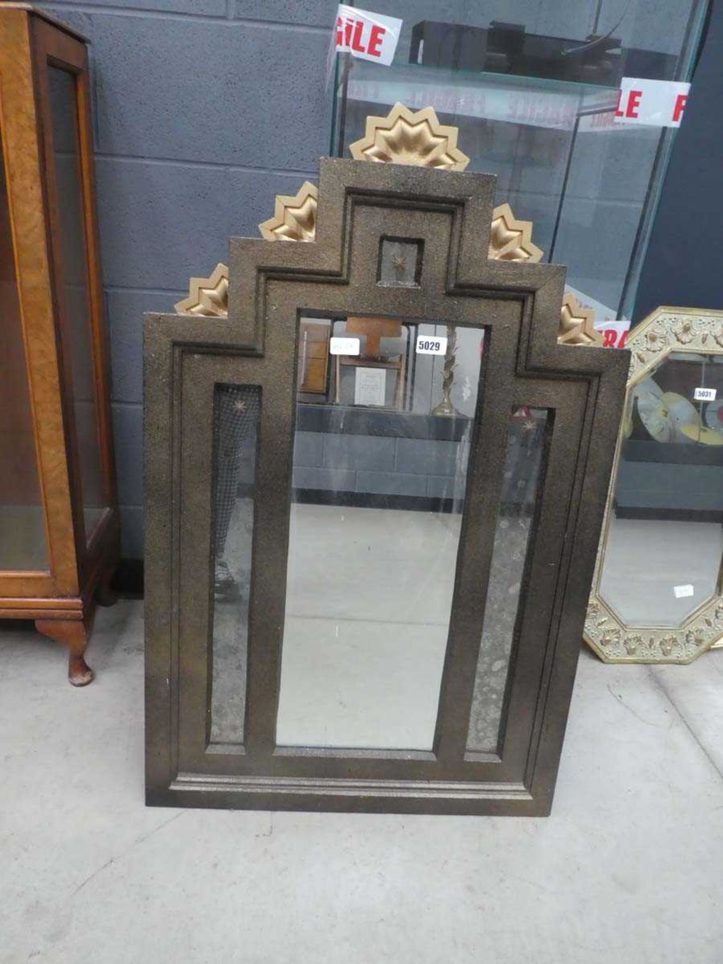 3 panelled mirror