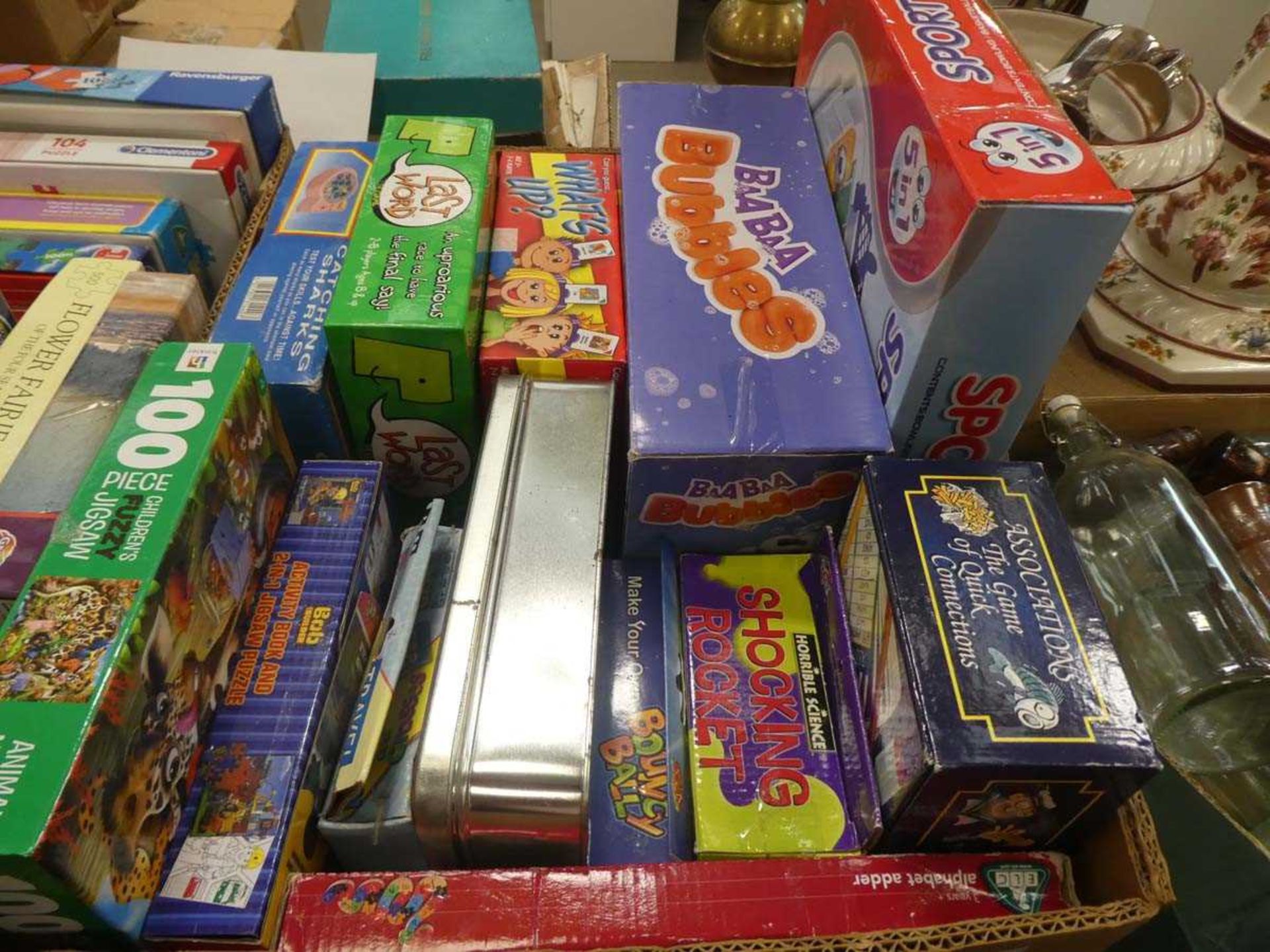 3 boxes containing games and jigsaw puzzles - Image 2 of 4