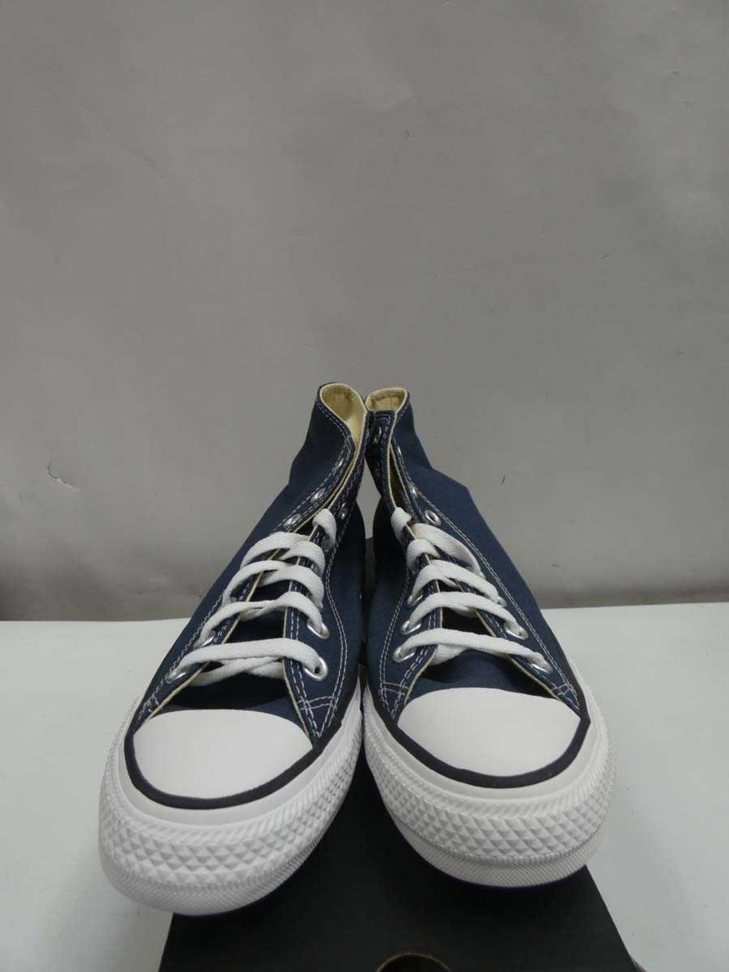 +VAT Pair of Converse Size 6.5 - Image 2 of 3