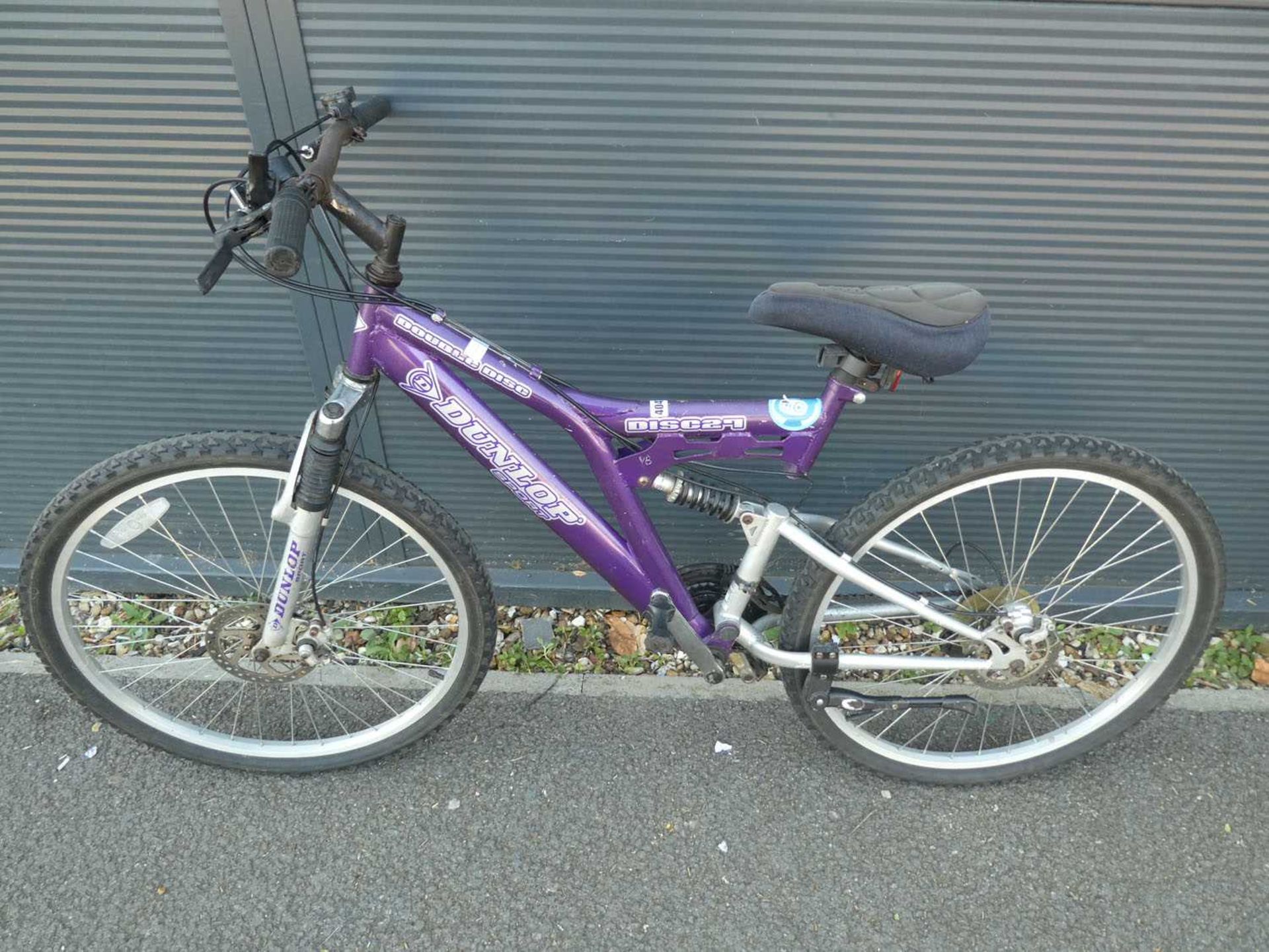 Purple Dunlop mountain bike