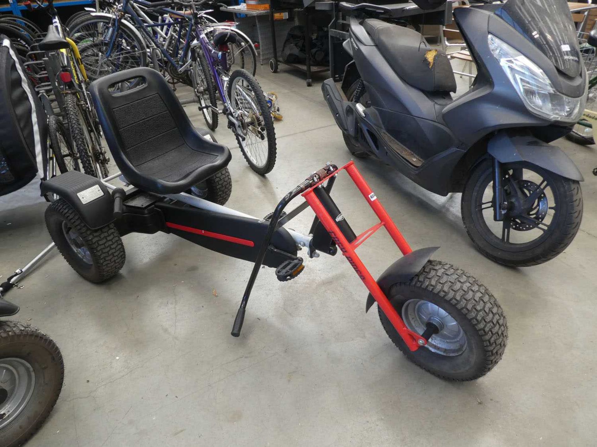 +VAT 3-wheel easy rider geared pedal go-kart