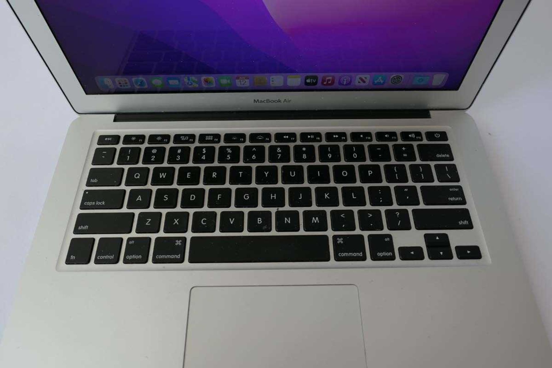 +VAT MacBook Air 13" 2017 A1466 laptop with Intel i7 2.2GHz, 8GB RAM, 512GB SSD and Monterey OS - Image 2 of 2