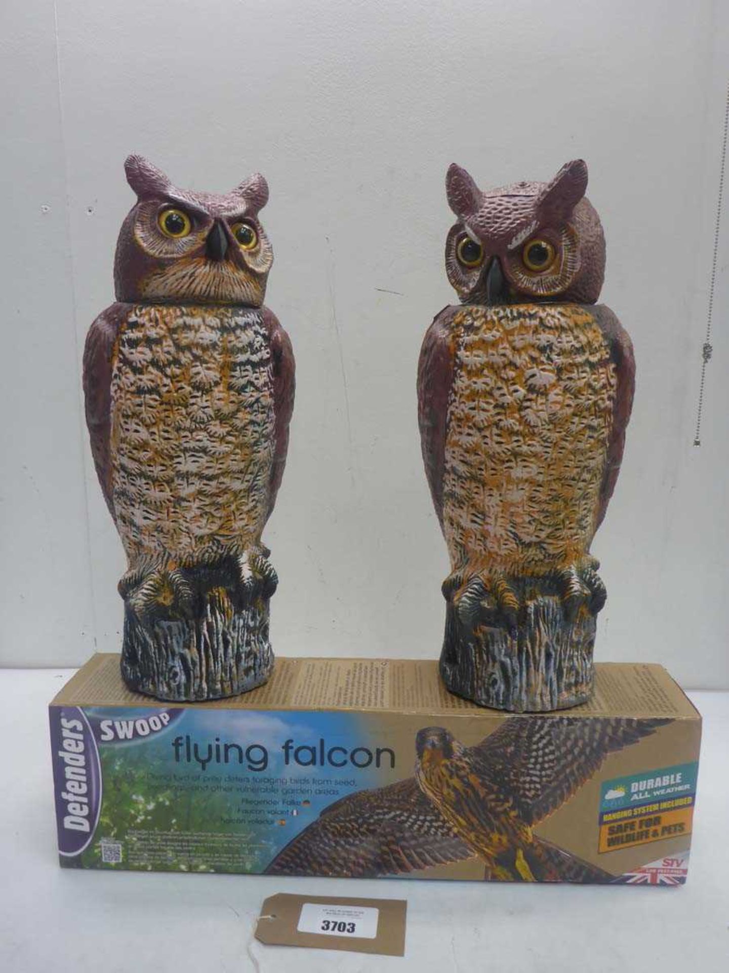 +VAT 2 Garden realistic decoy Owls and Swoop flying decoy falcon