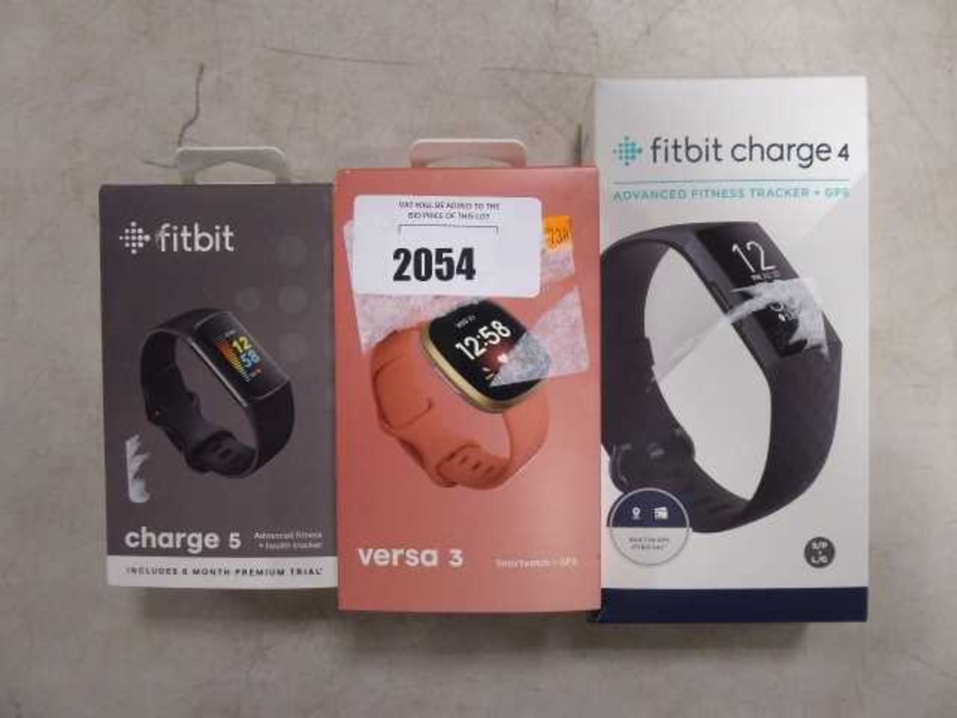 +VAT 3 FitBit smartwatches to include a FitBit Charge 4, Versa 3 and Charge 5
