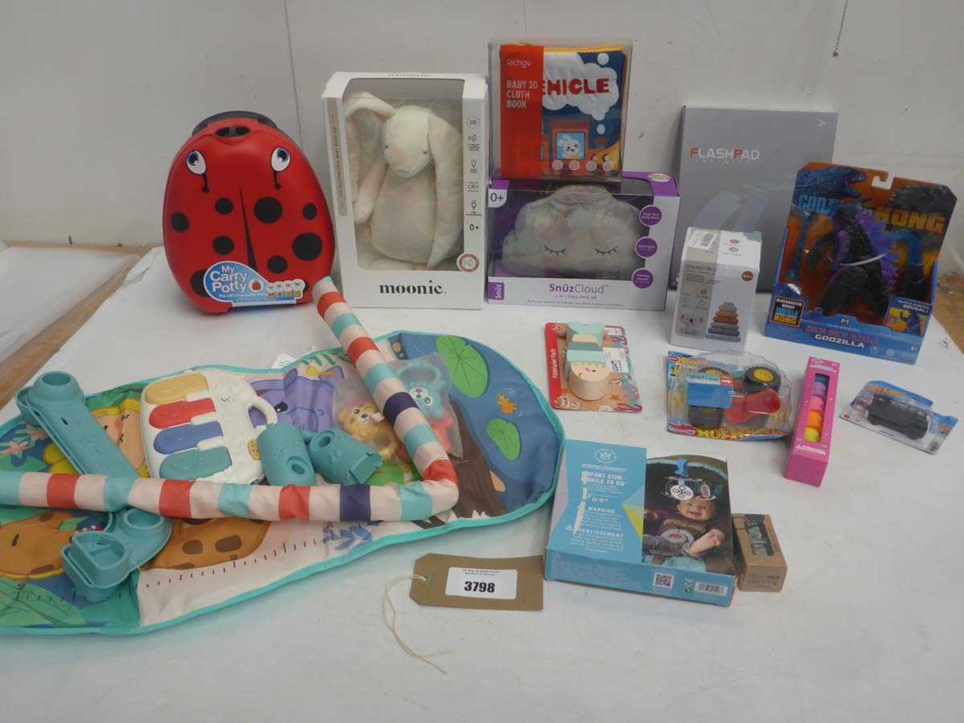 +VAT Moonie baby sleep aid, Snuz Cloud, My Carry Potty, Flash Pad Infinite, and other toys