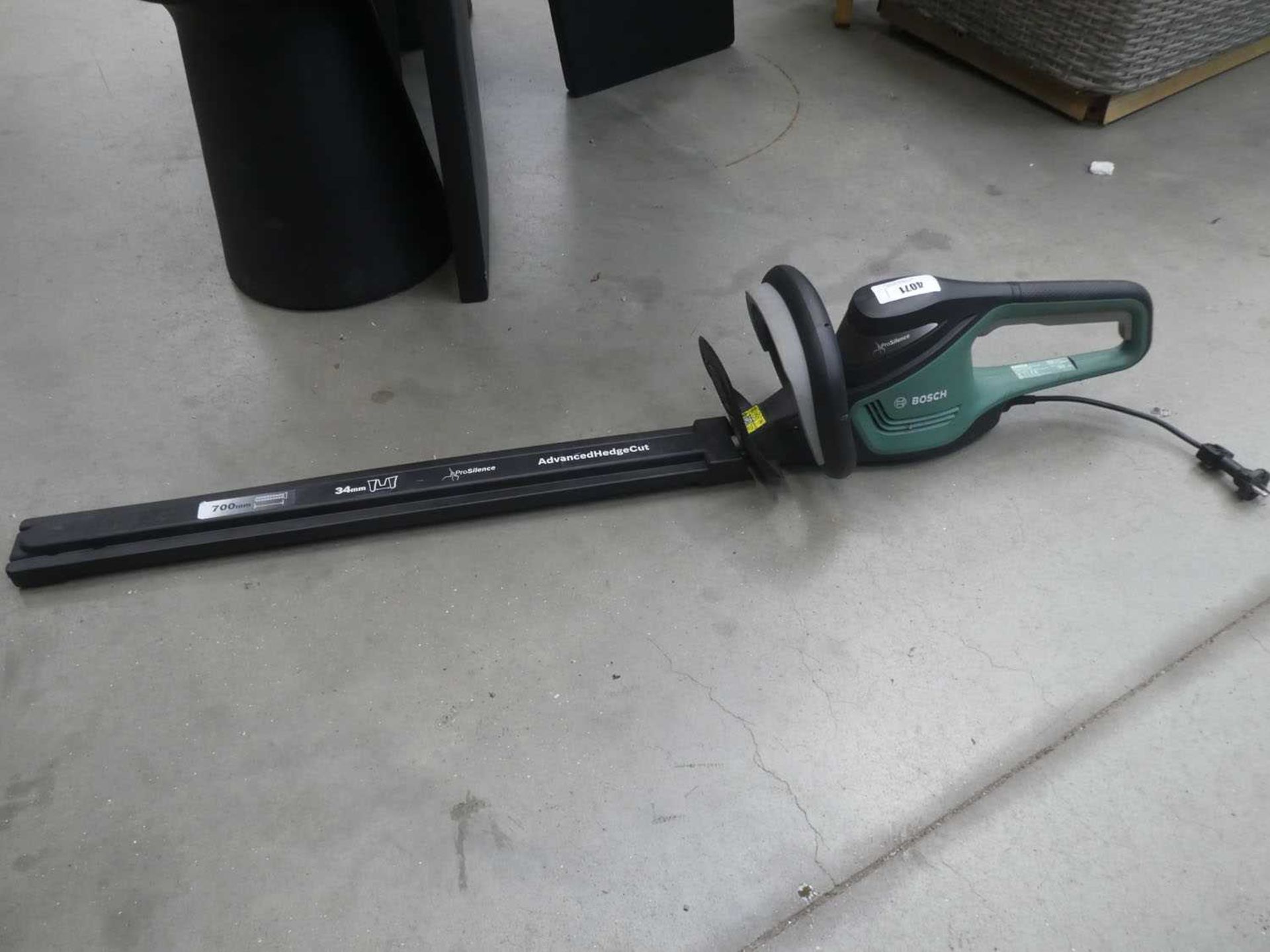 +VAT Bosch electric hedge trimmer (No cord, European connection)