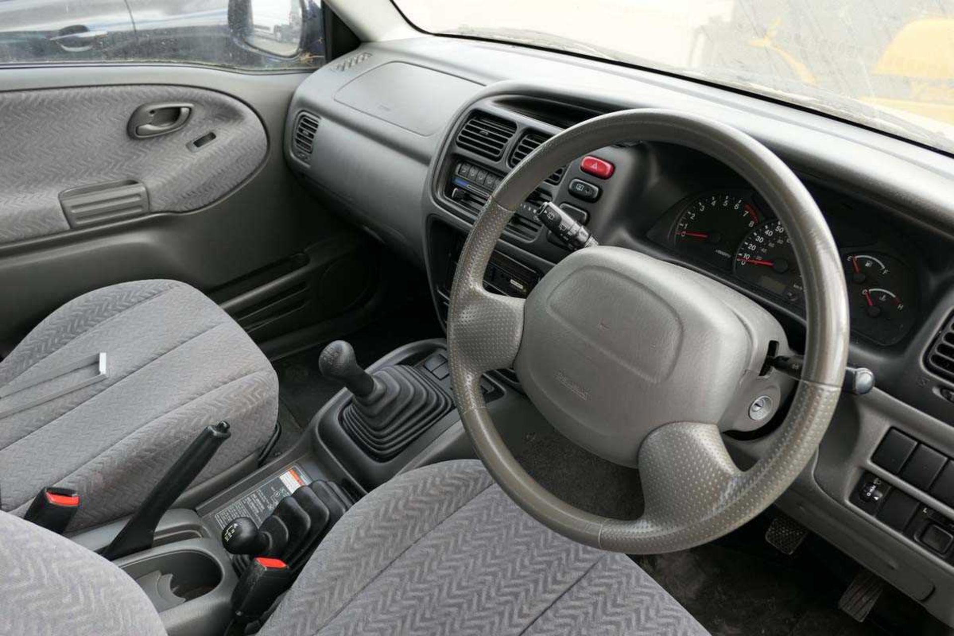 Suzuki Grand Vitara 16V Estate in blue, registration plate KF02 YMX, 1995cc, petrol, first - Image 8 of 13